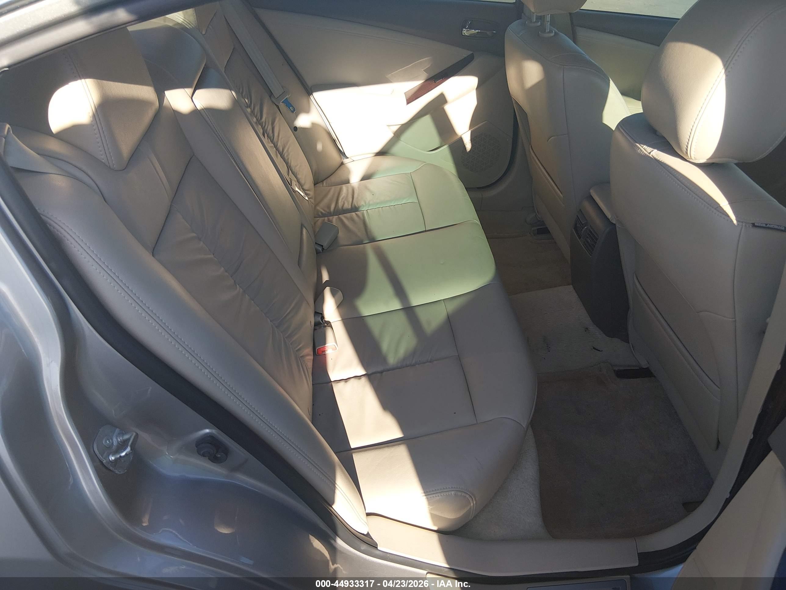 NISSAN ALTIMA image 8