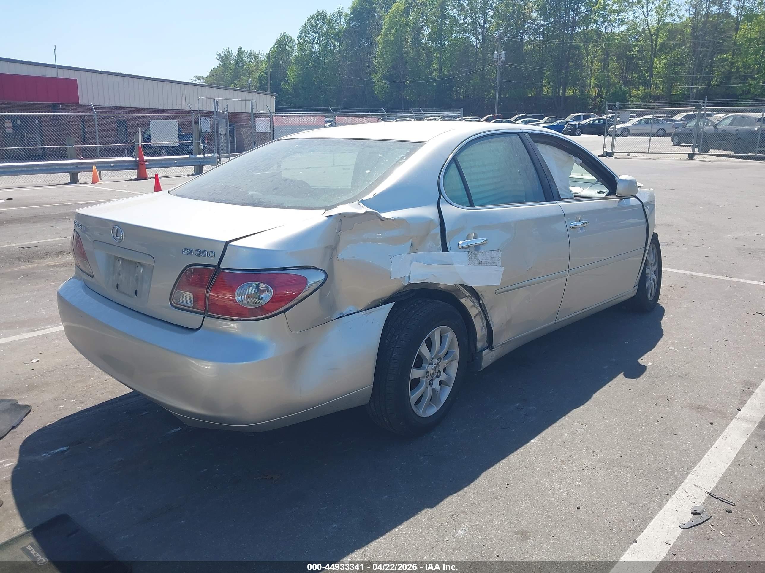 LEXUS ES image 4