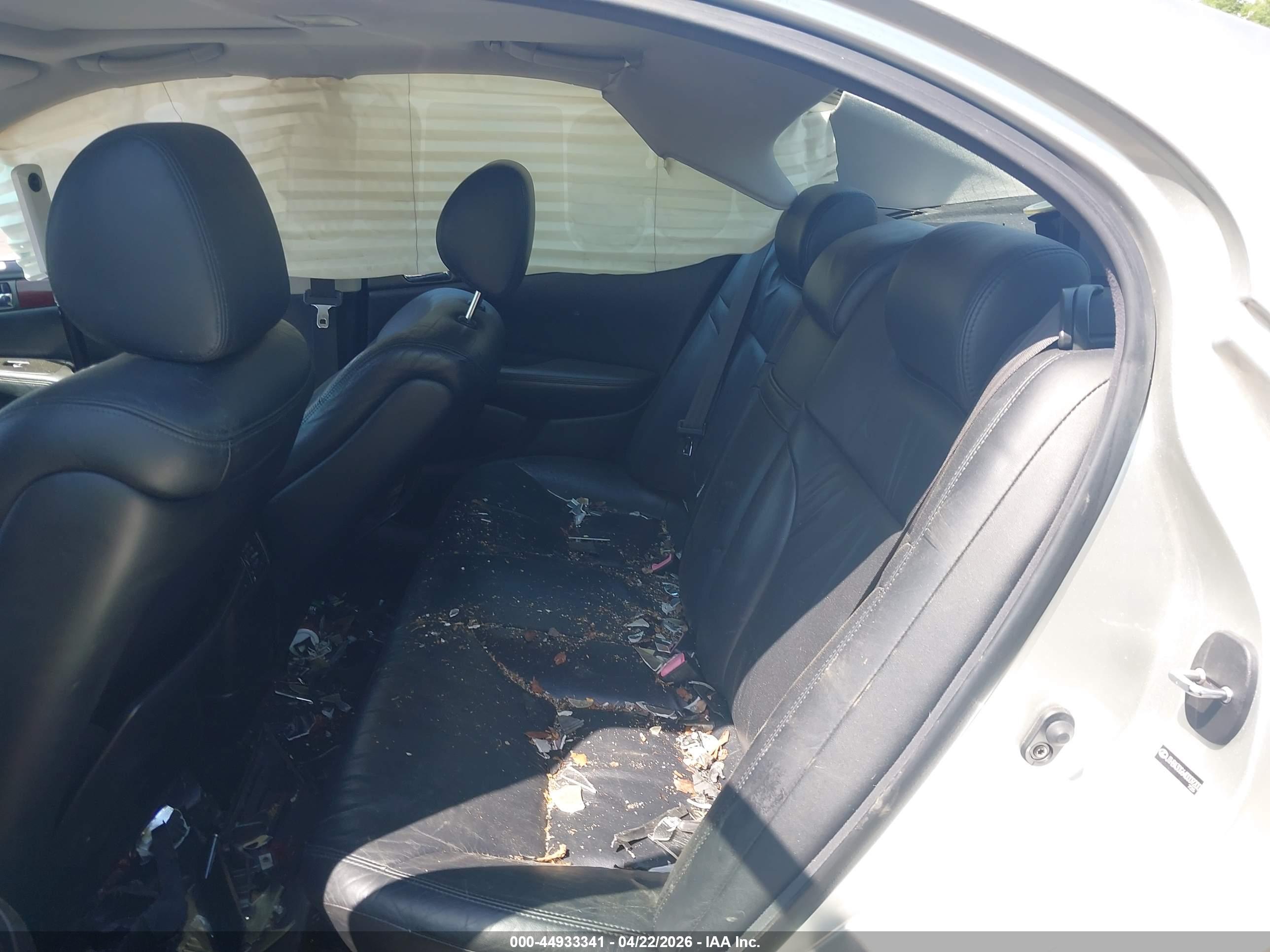 LEXUS ES image 8