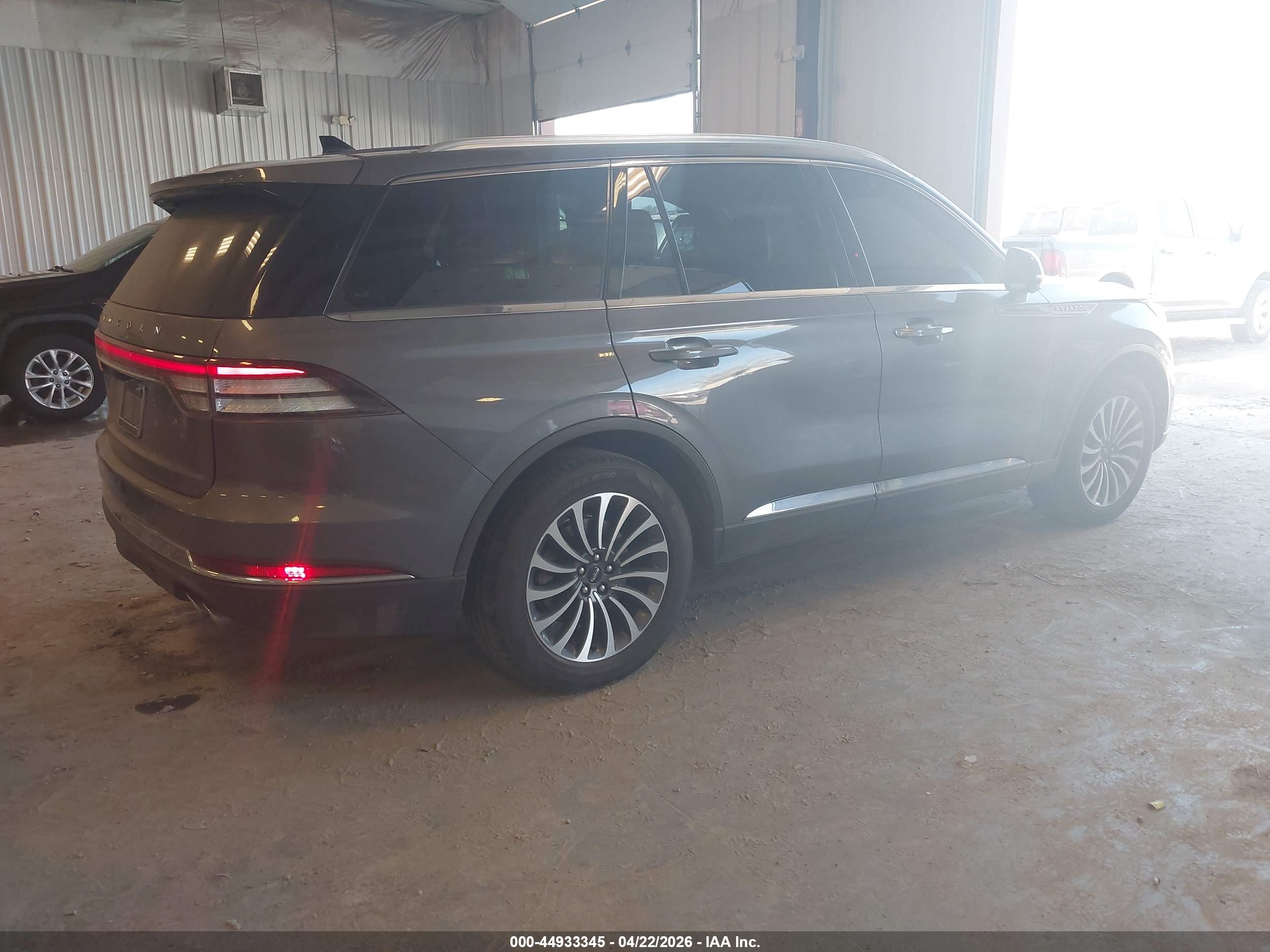 LINCOLN AVIATOR image 4