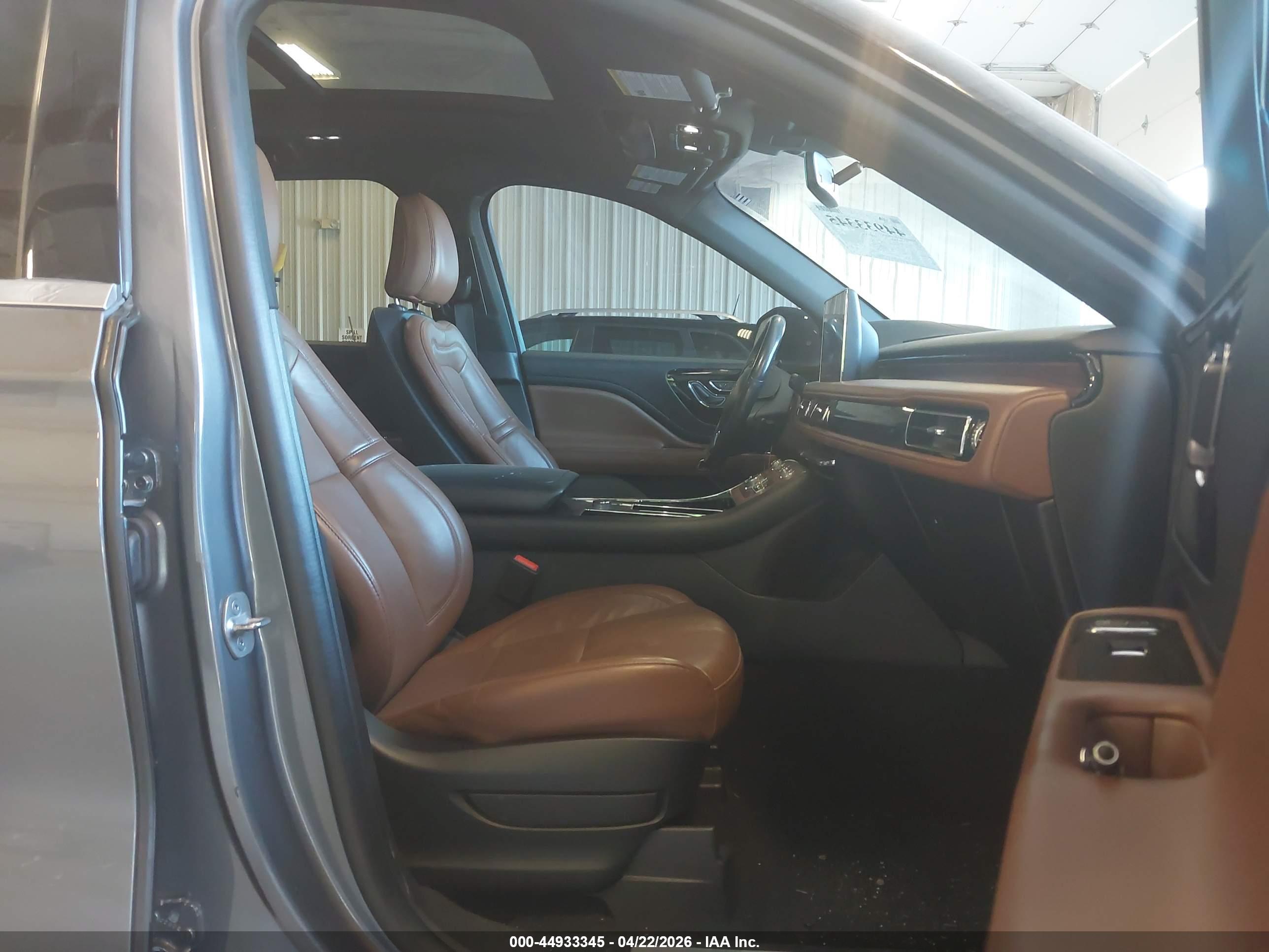 LINCOLN AVIATOR image 5