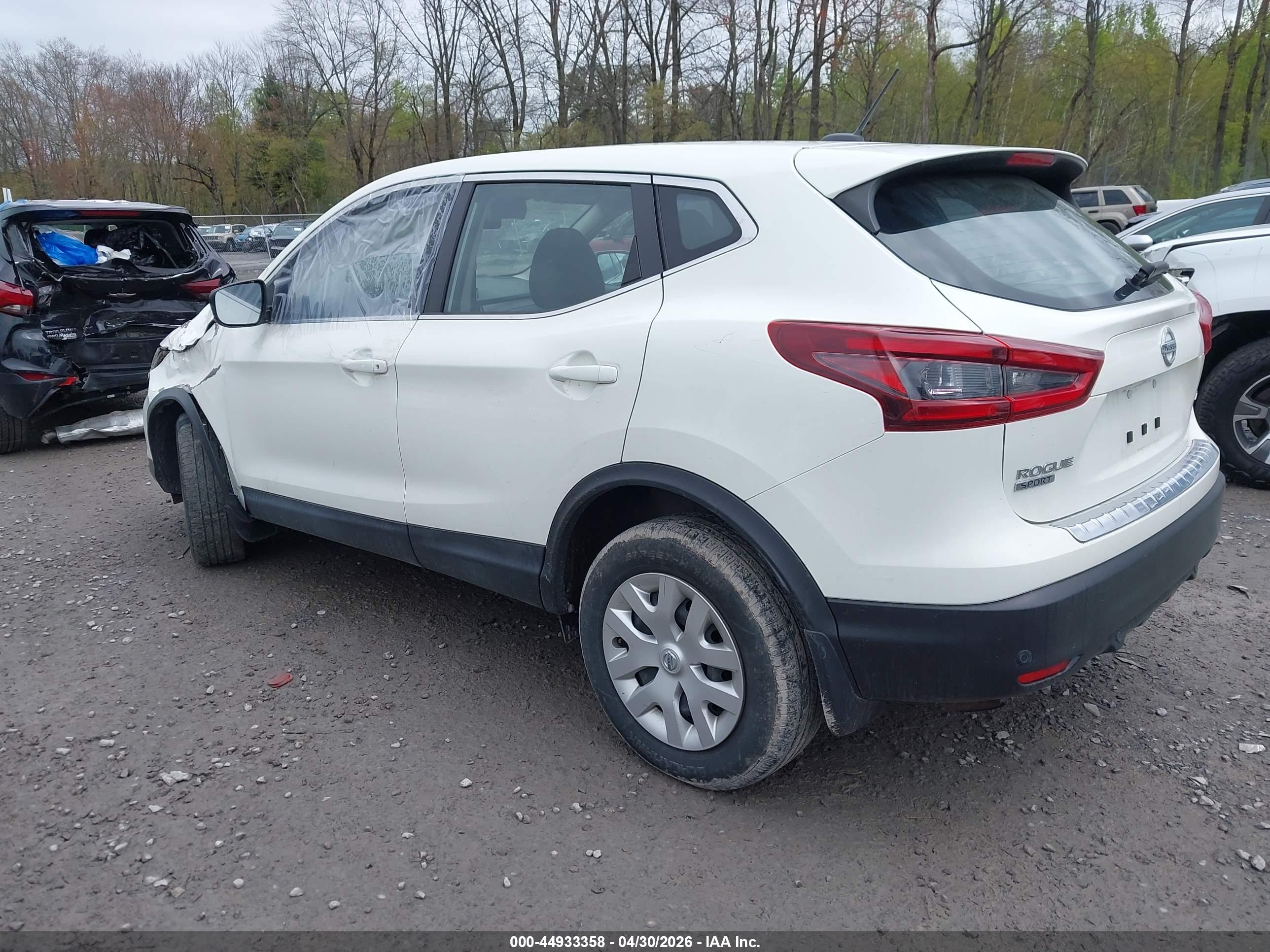 NISSAN ROGUE image 3