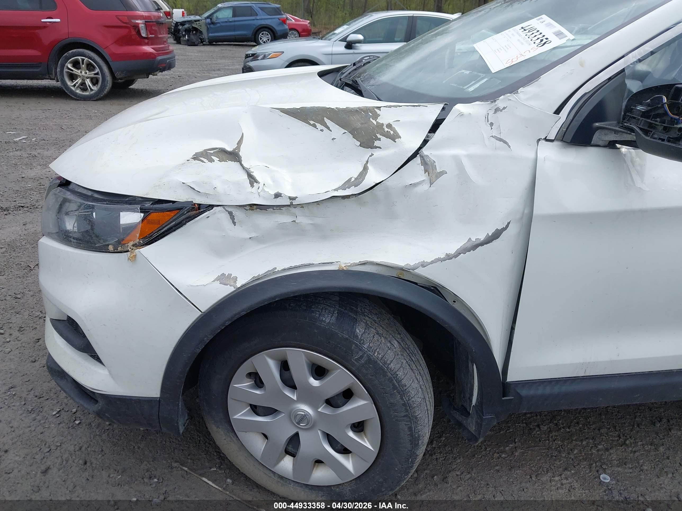 NISSAN ROGUE image 6