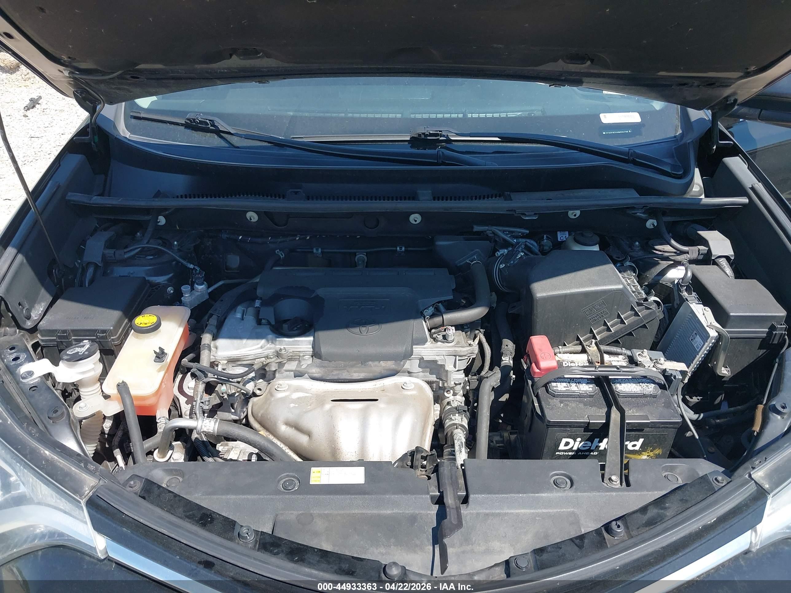 TOYOTA RAV4 image 10