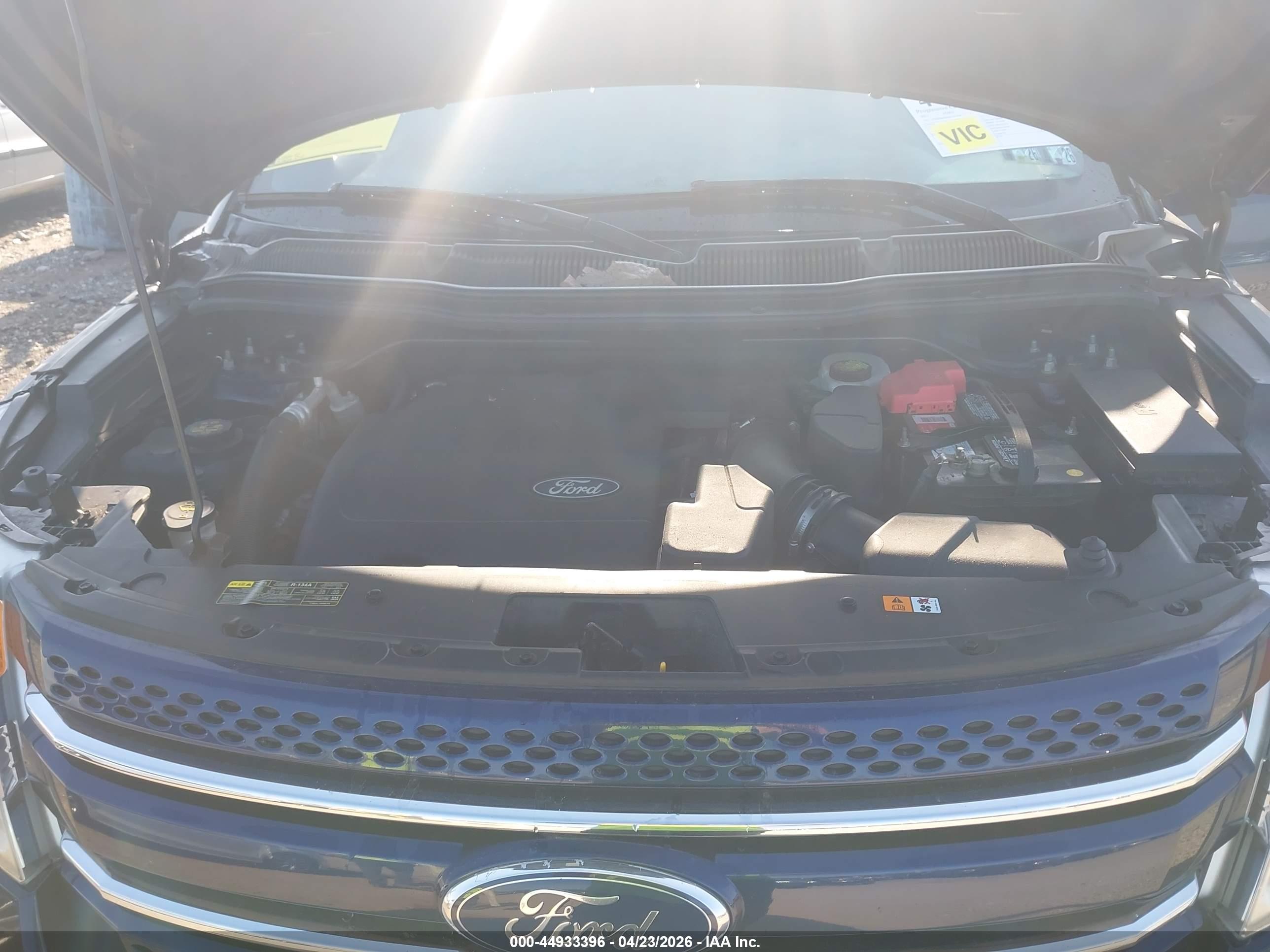 FORD EXPLORER image 10