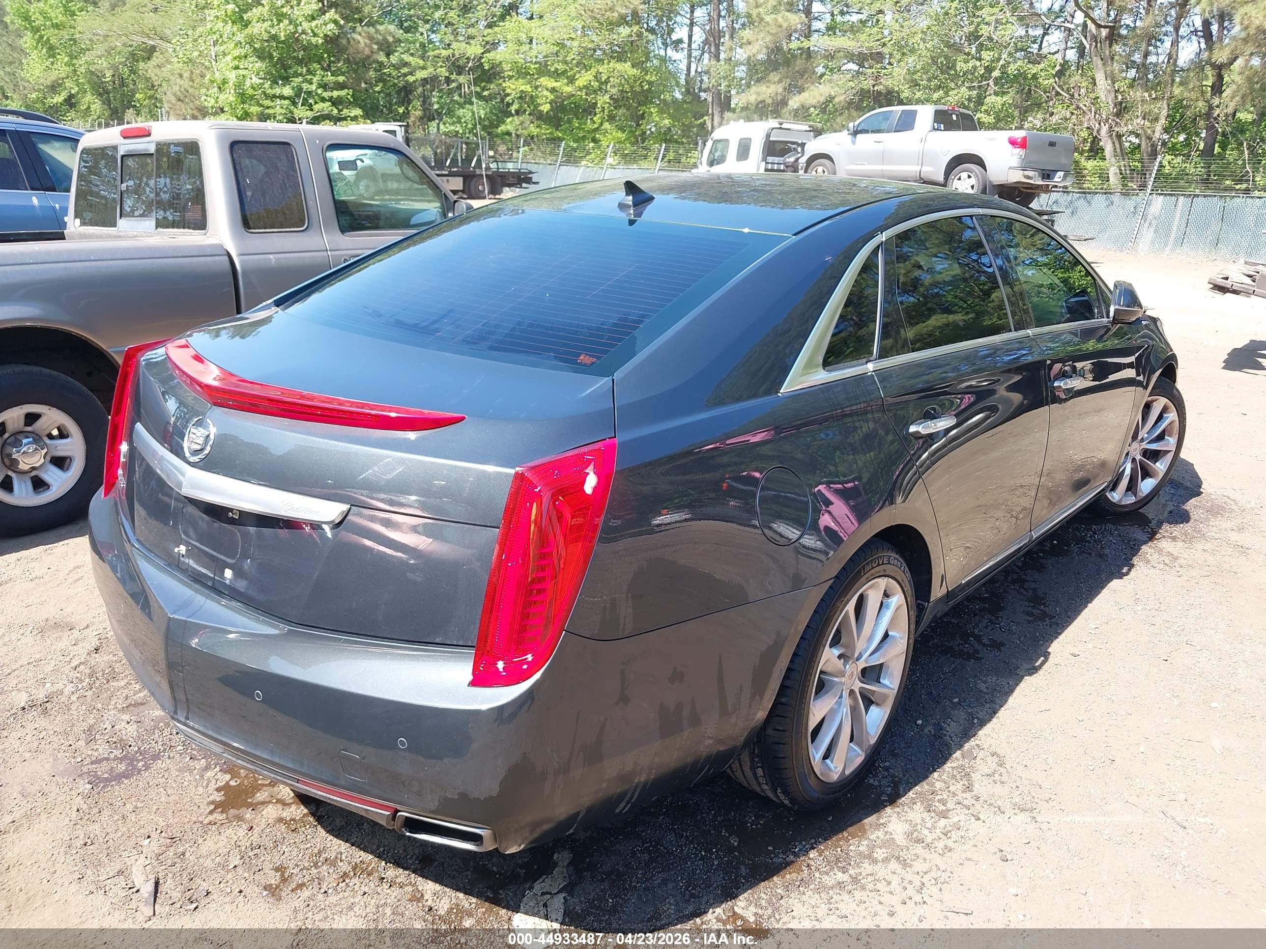 CADILLAC XTS image 4