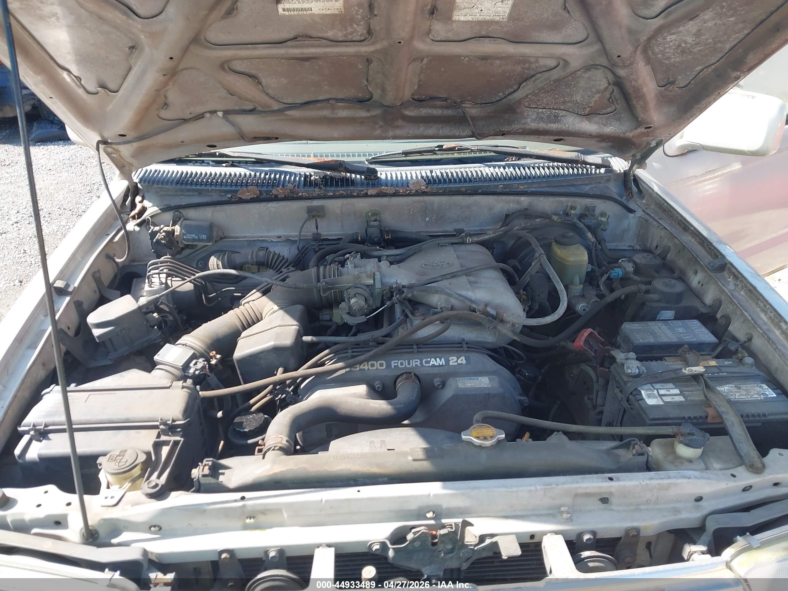 TOYOTA 4RUNNER image 10