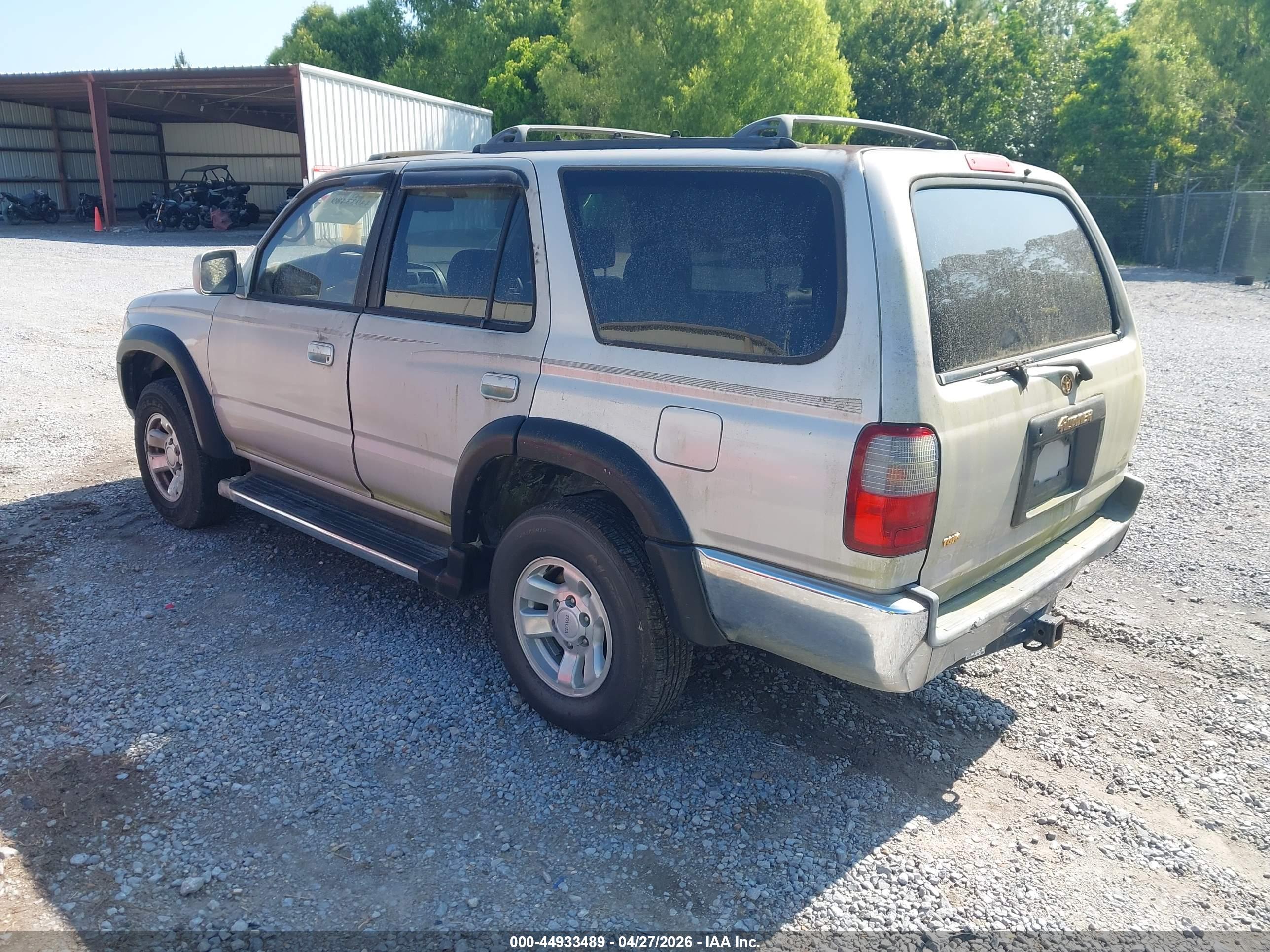 TOYOTA 4RUNNER image 3
