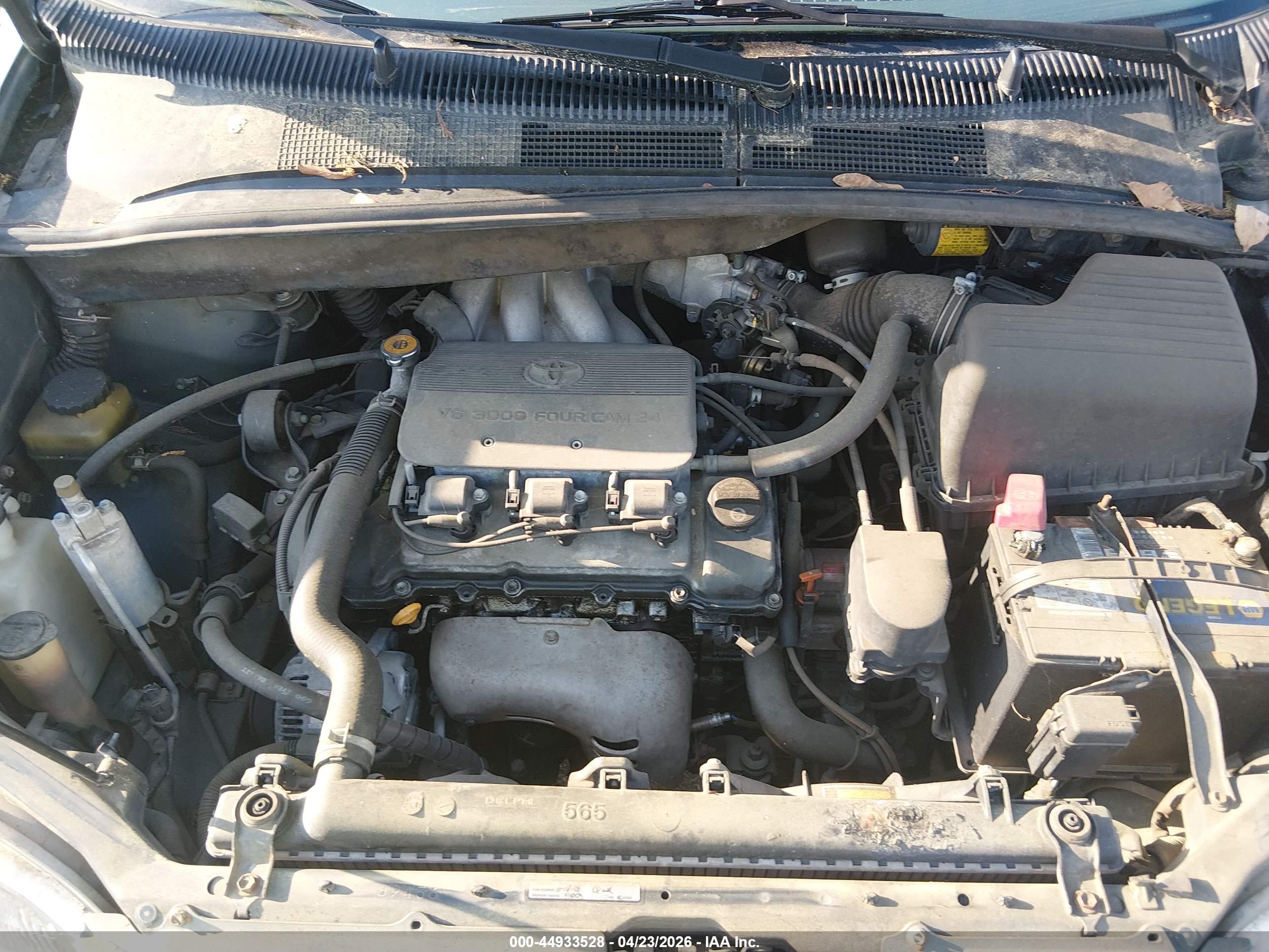 TOYOTA SIENNA image 10