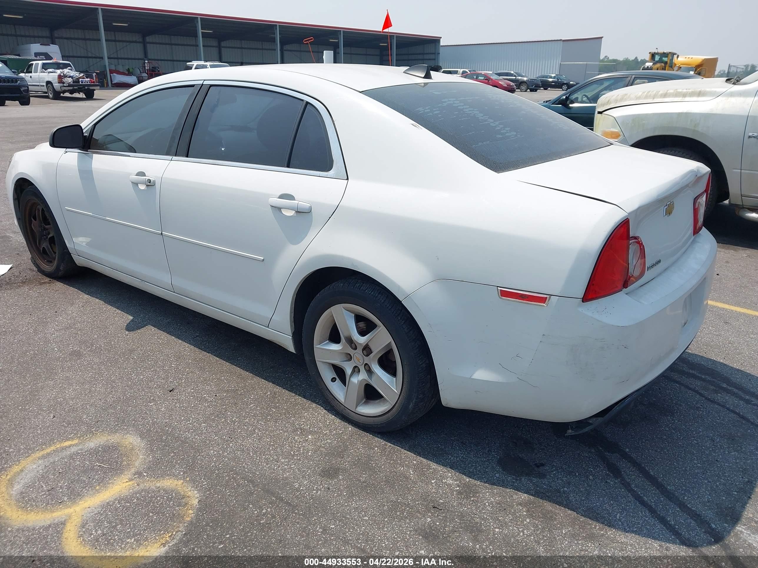 CHEVROLET MALIBU image 3