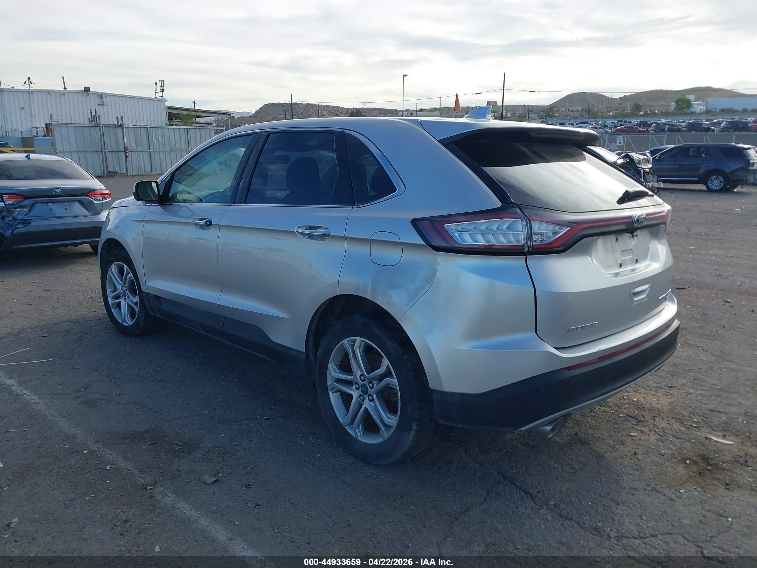FORD EDGE image 3