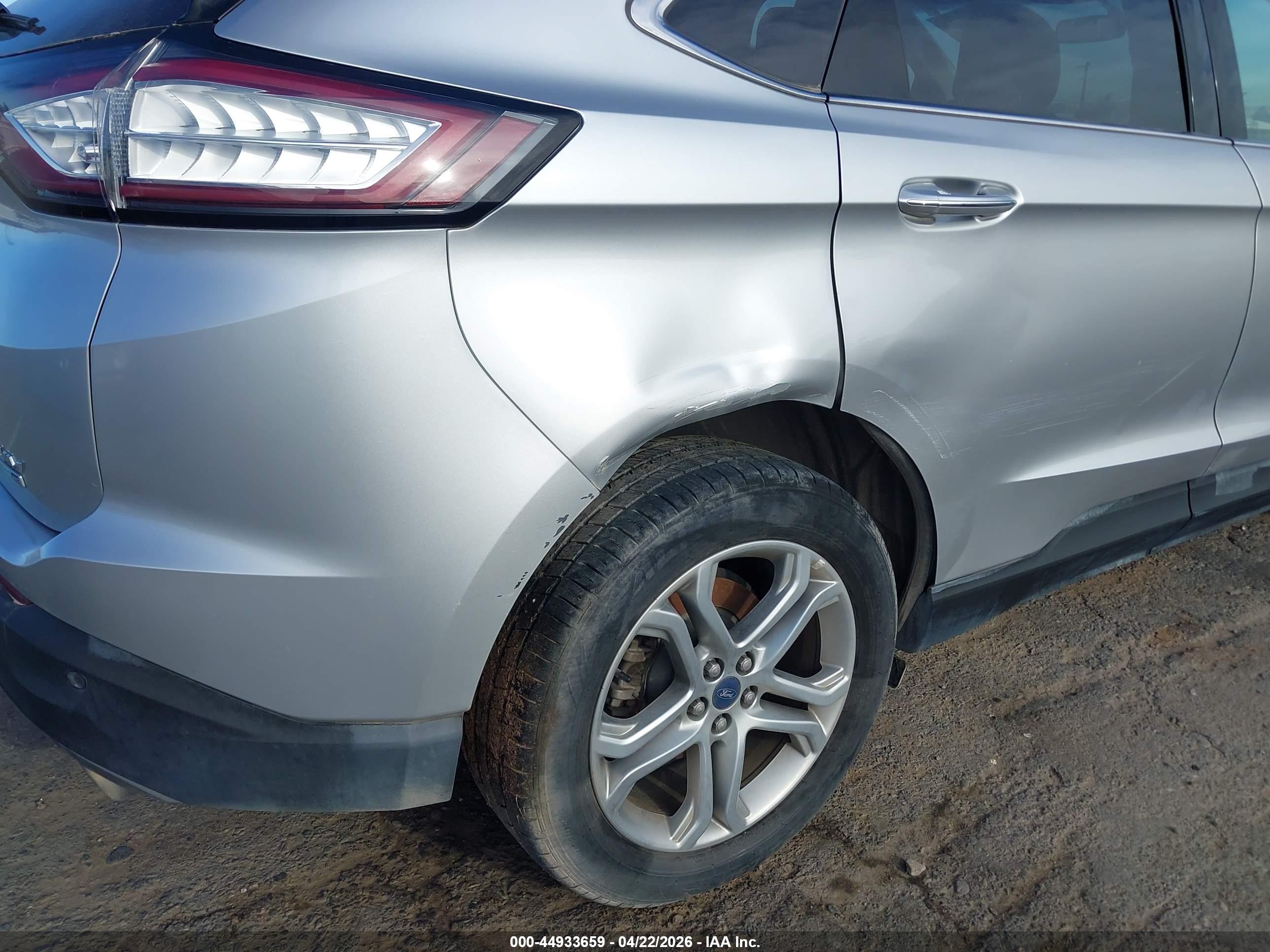 FORD EDGE image 6