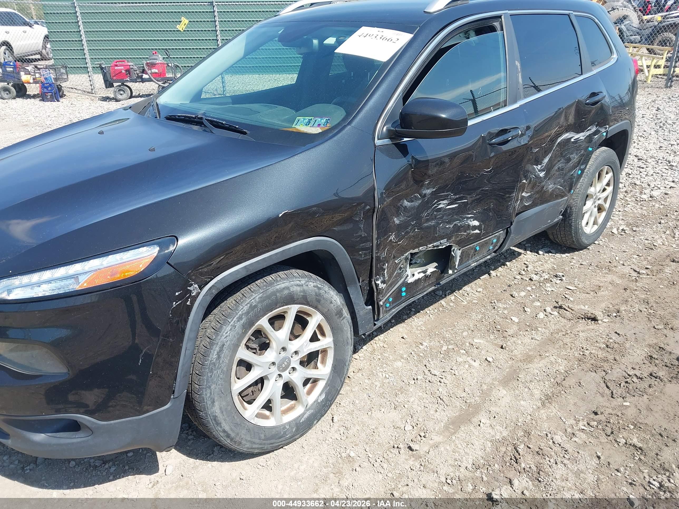 JEEP CHEROKEE image 6