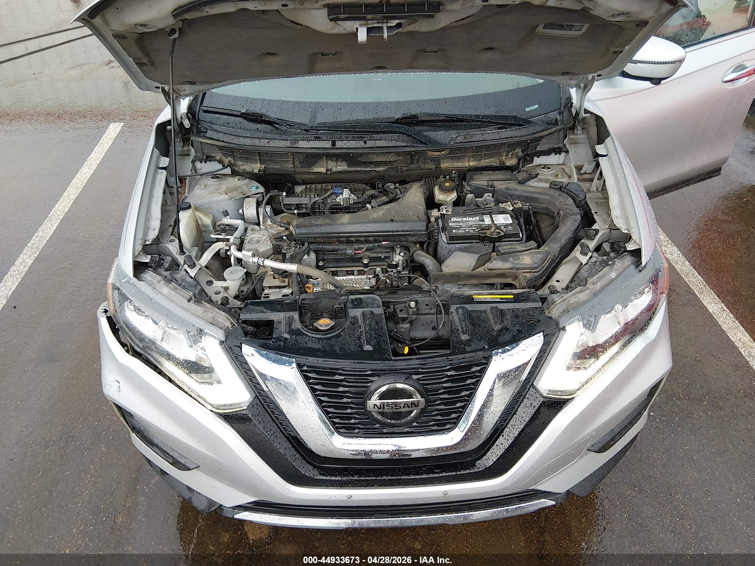 NISSAN ROGUE image 10