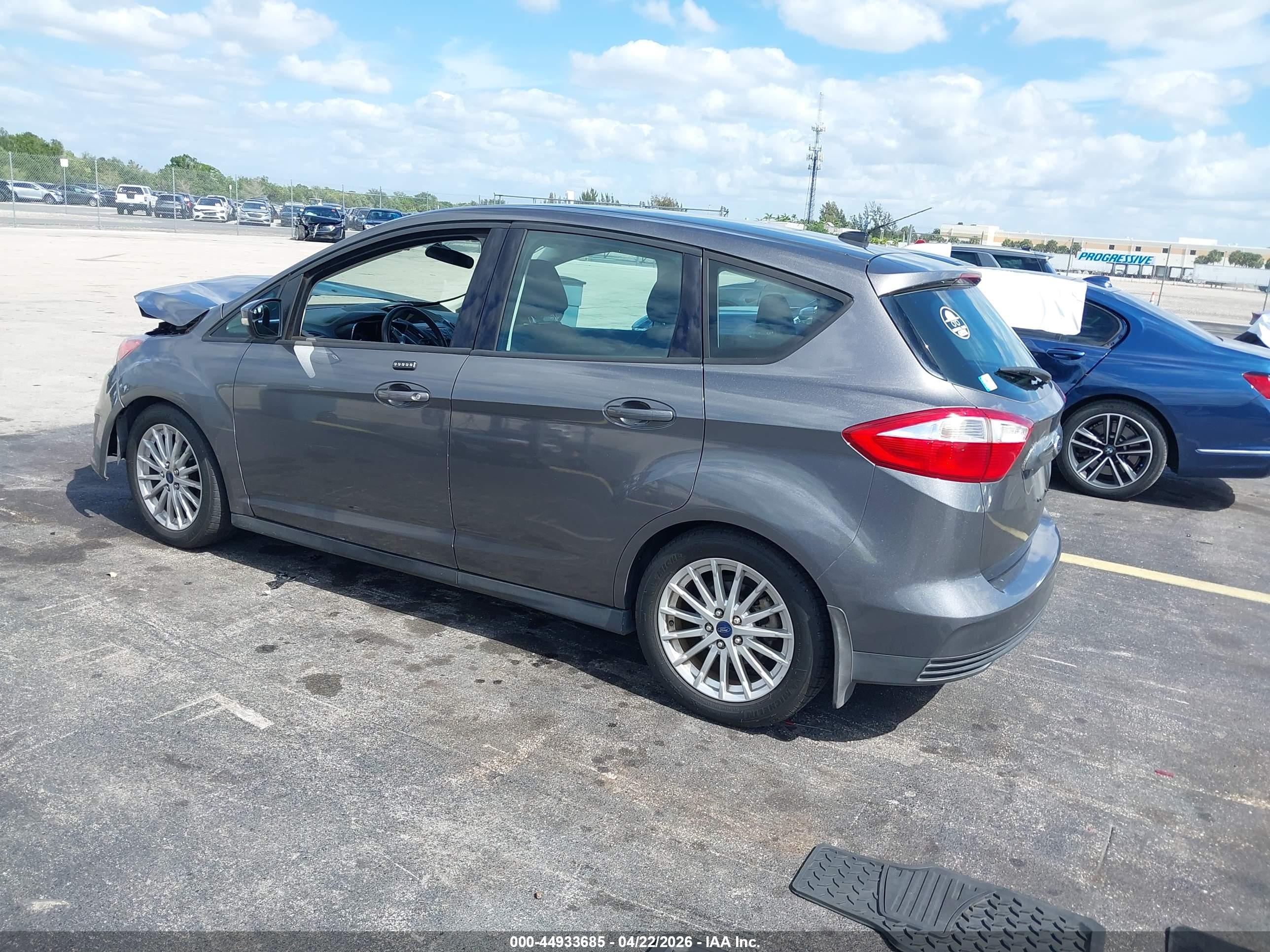 FORD C-MAX image 3