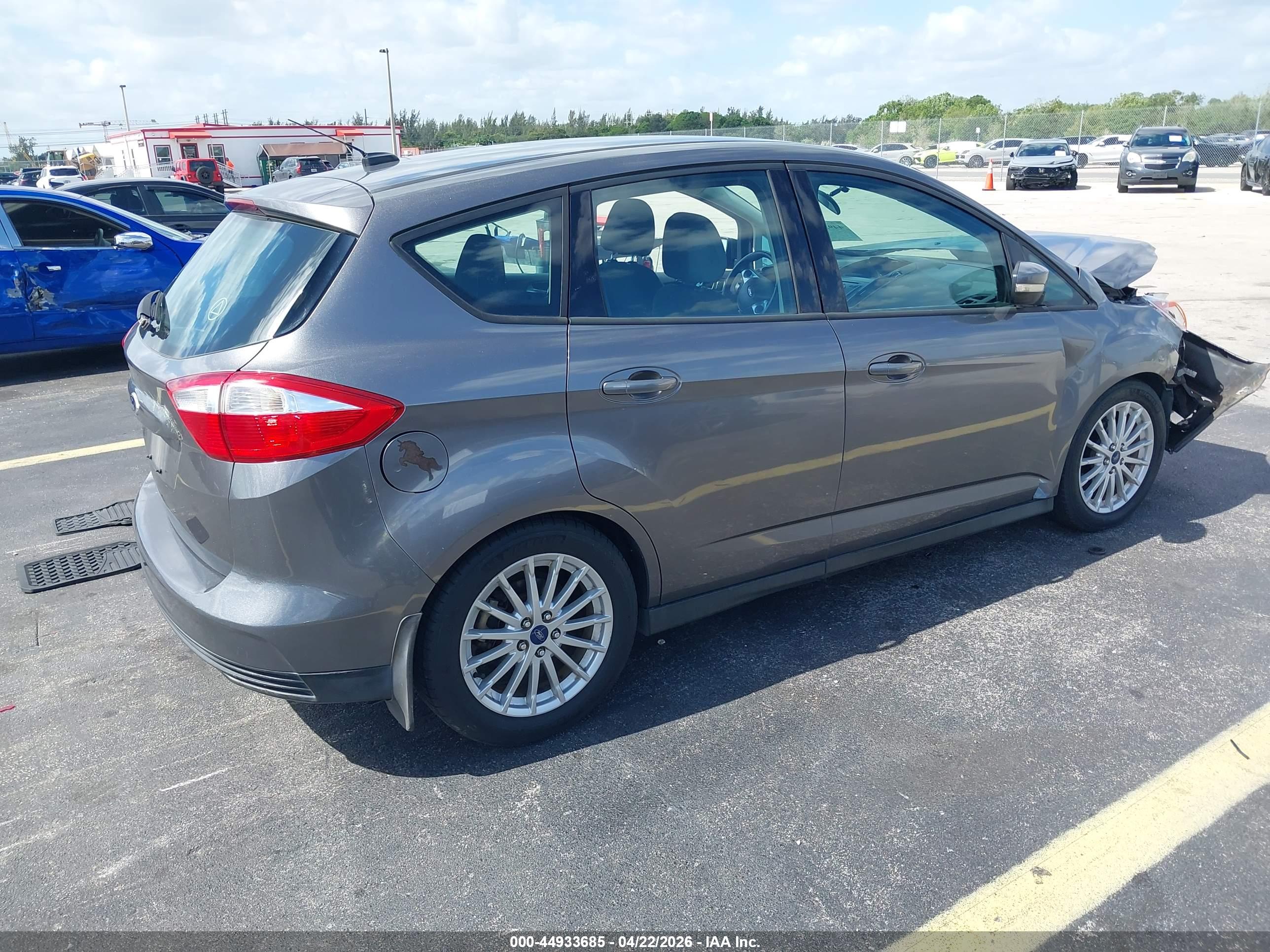 FORD C-MAX image 4