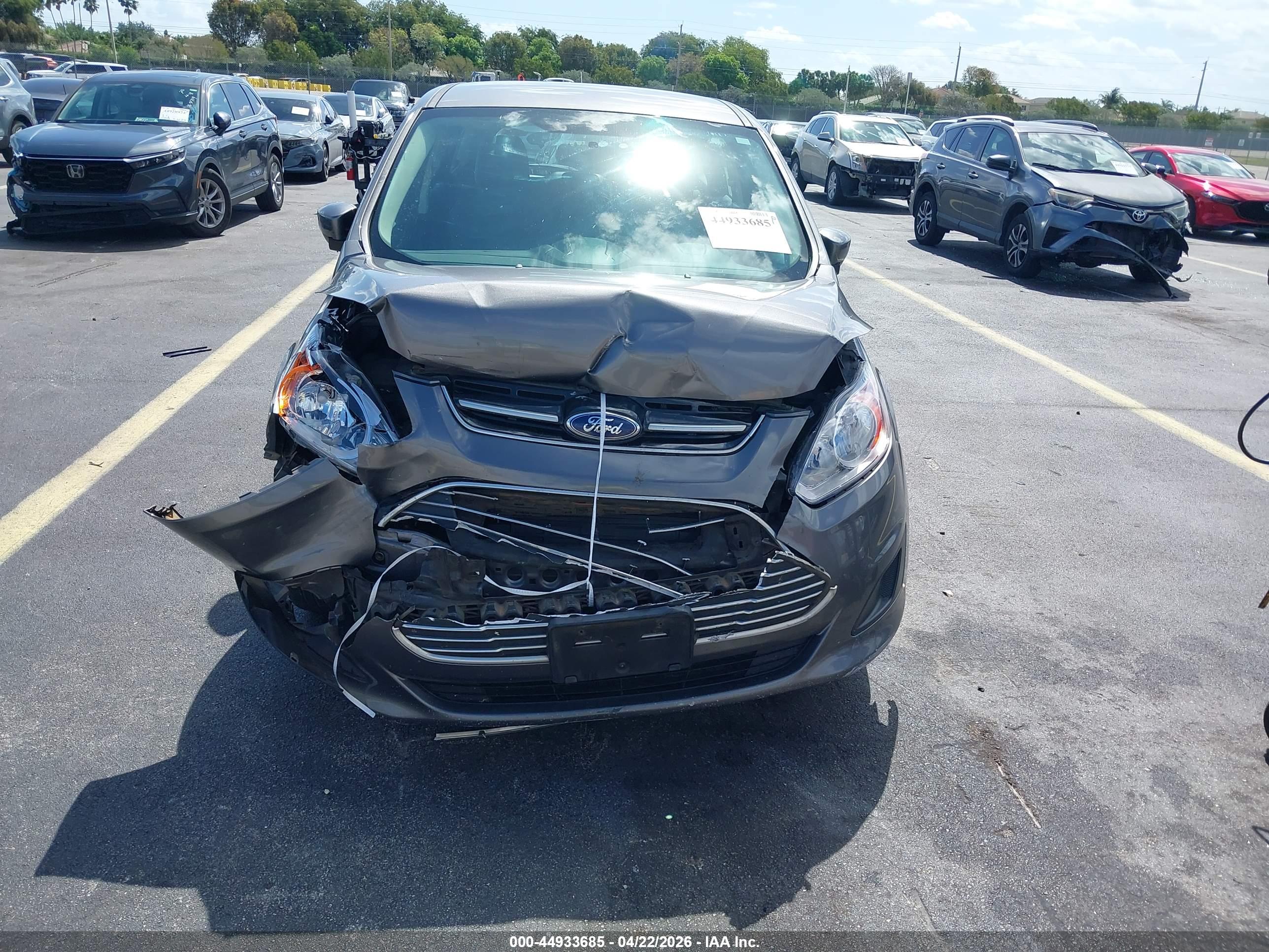 FORD C-MAX image 6