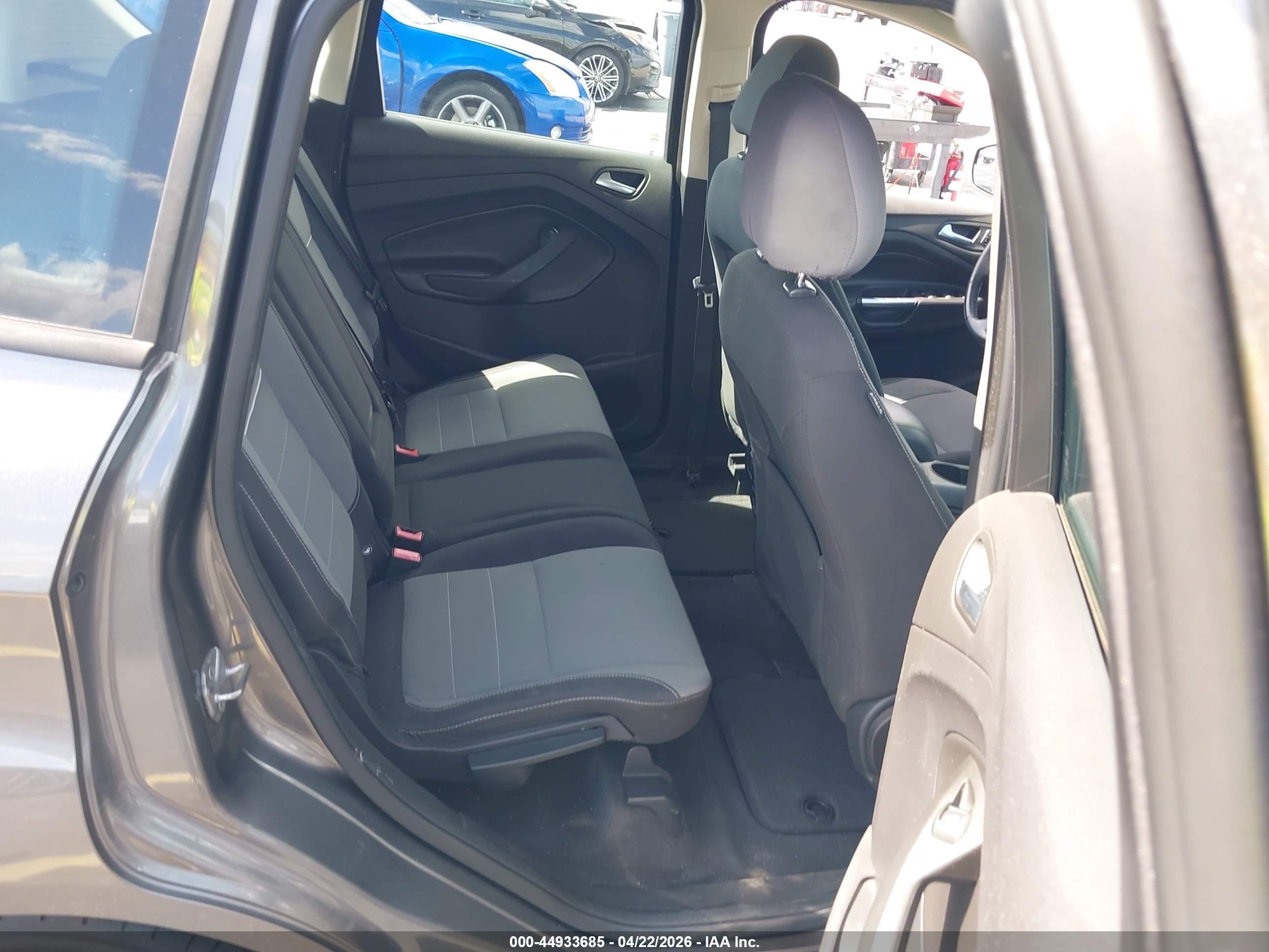 FORD C-MAX image 8