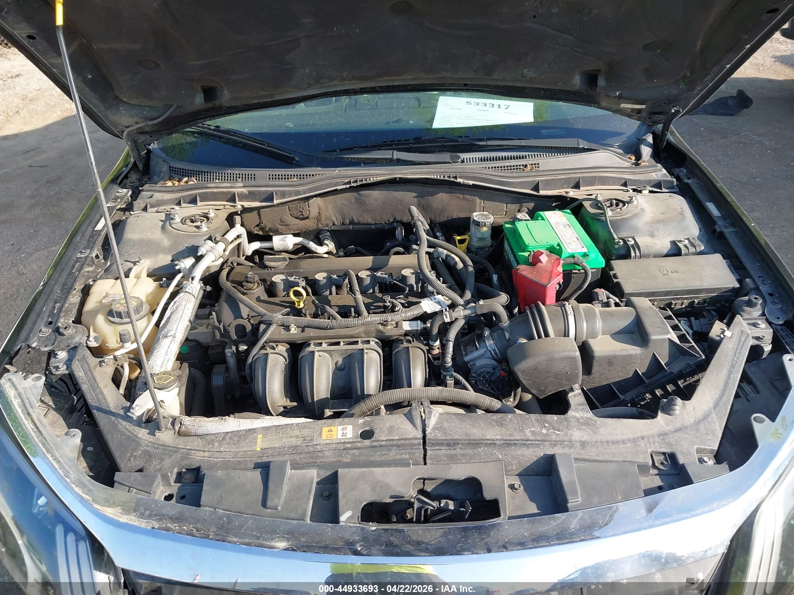 FORD FUSION image 10