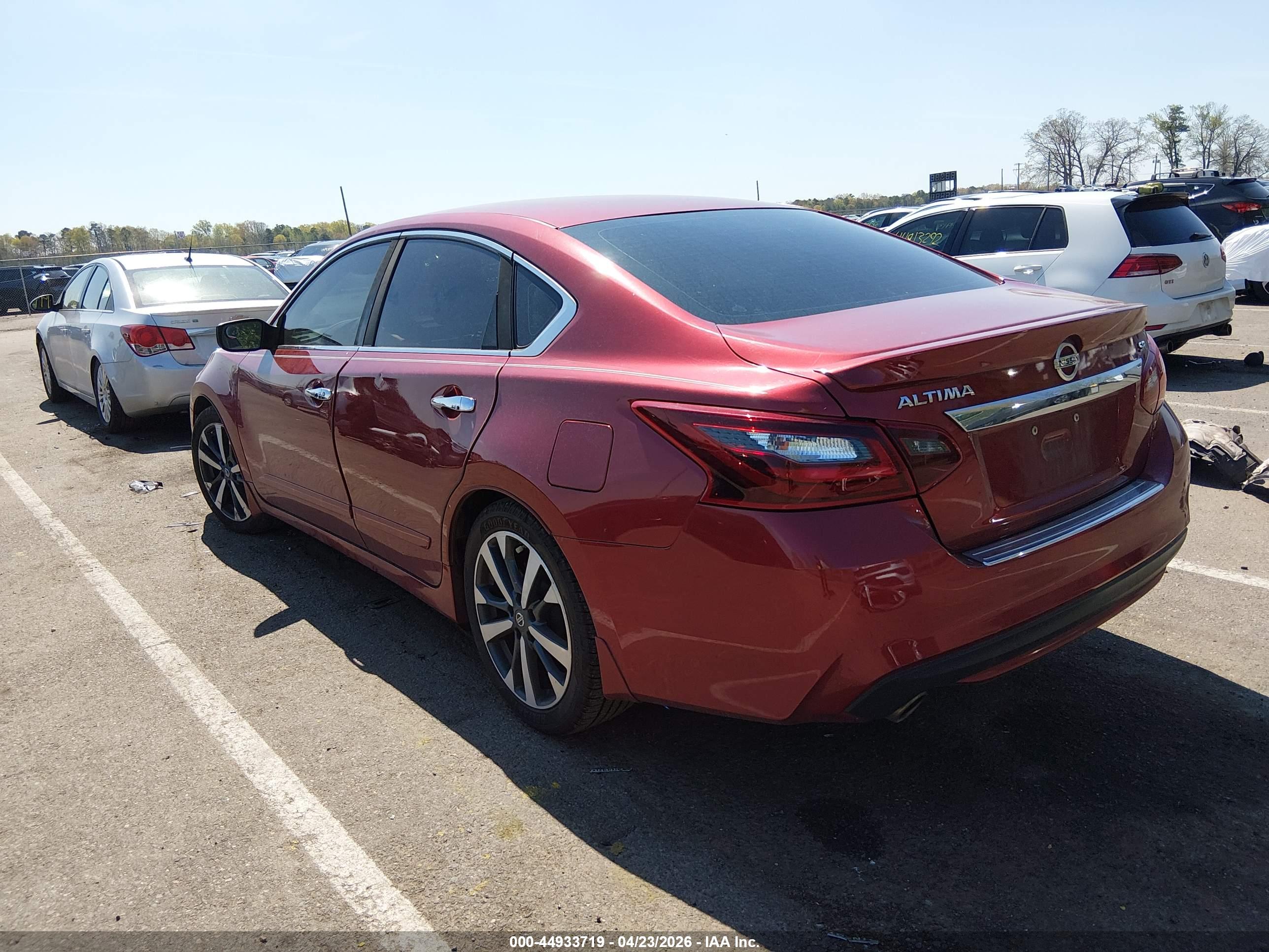 NISSAN ALTIMA image 3