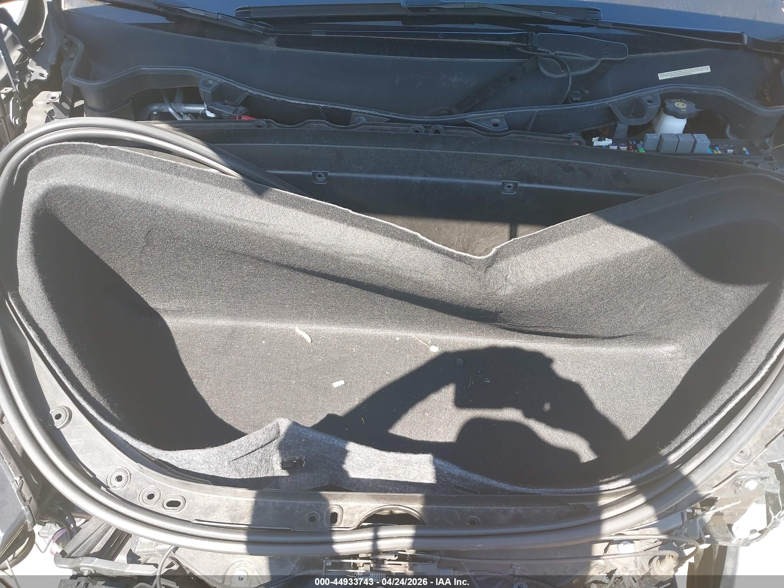 TESLA MODEL image 10