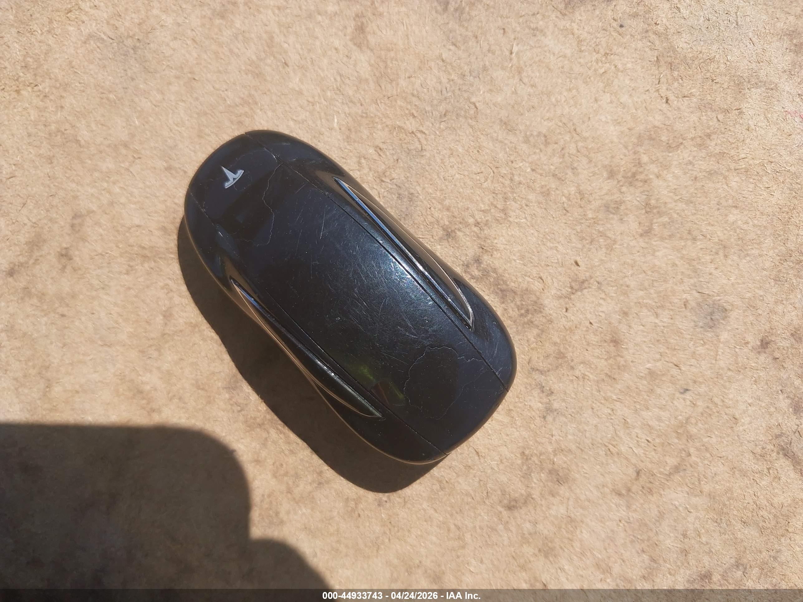 TESLA MODEL image 11