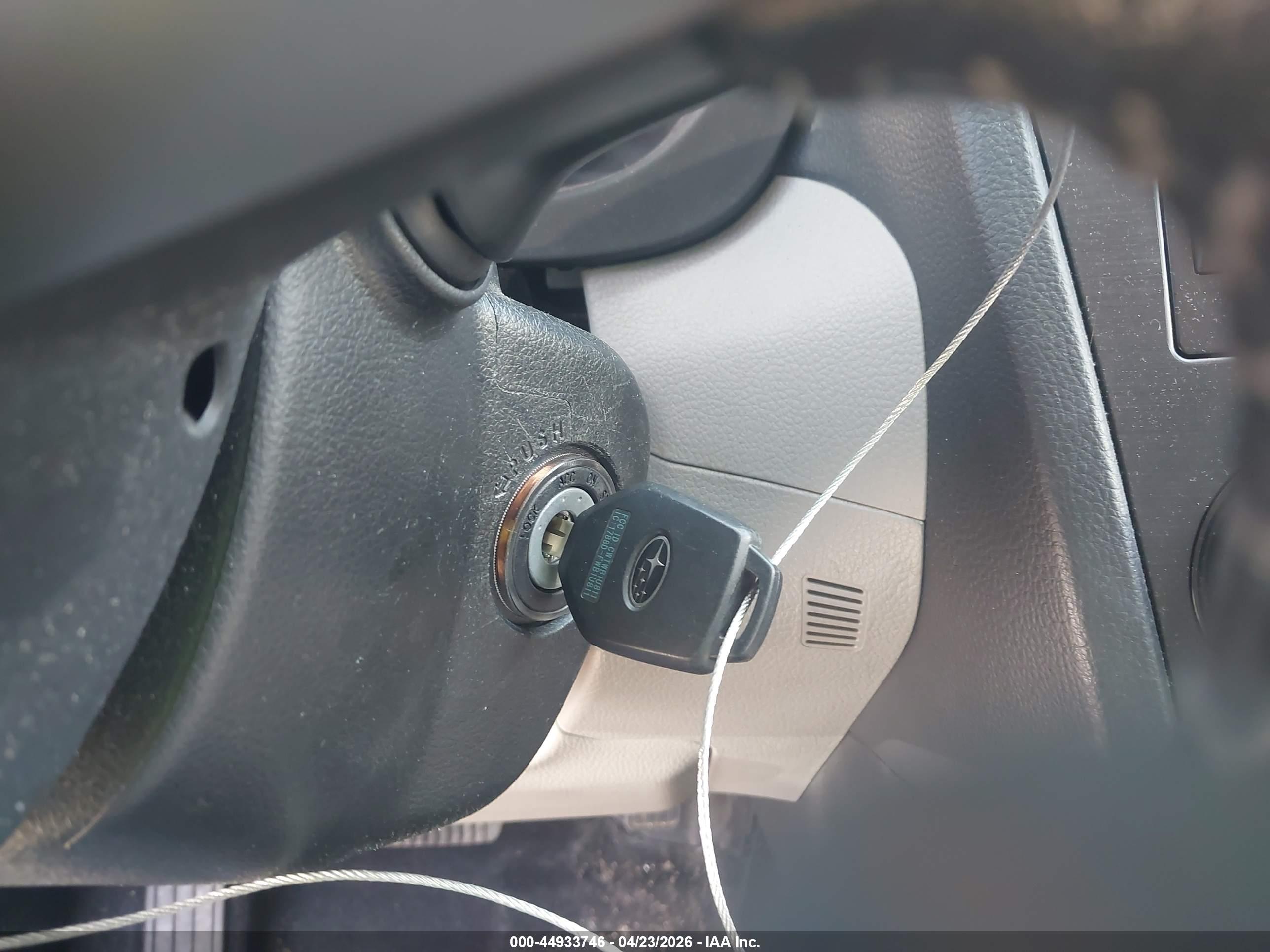 SUBARU FORESTER image 11