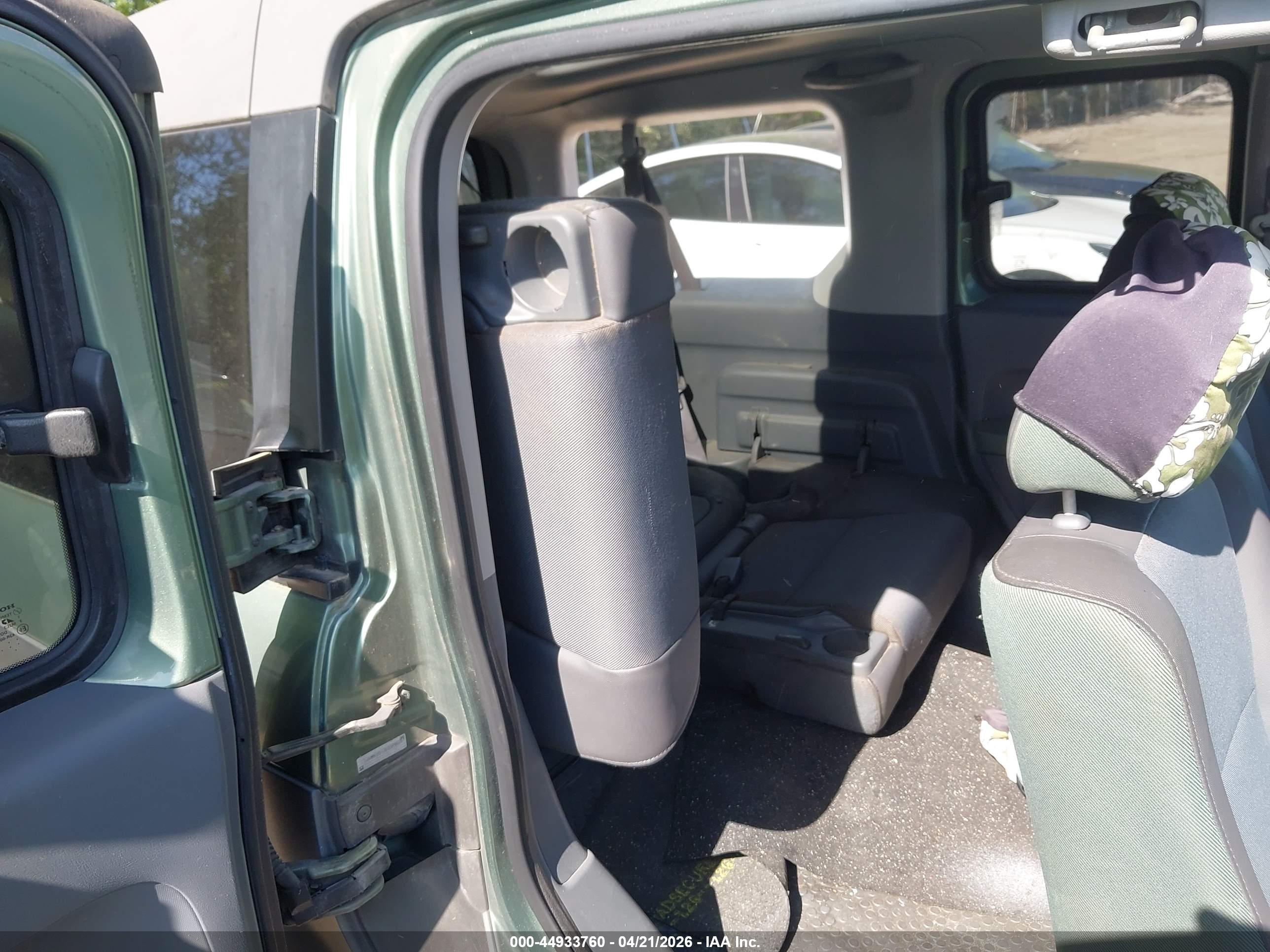 HONDA ELEMENT image 8