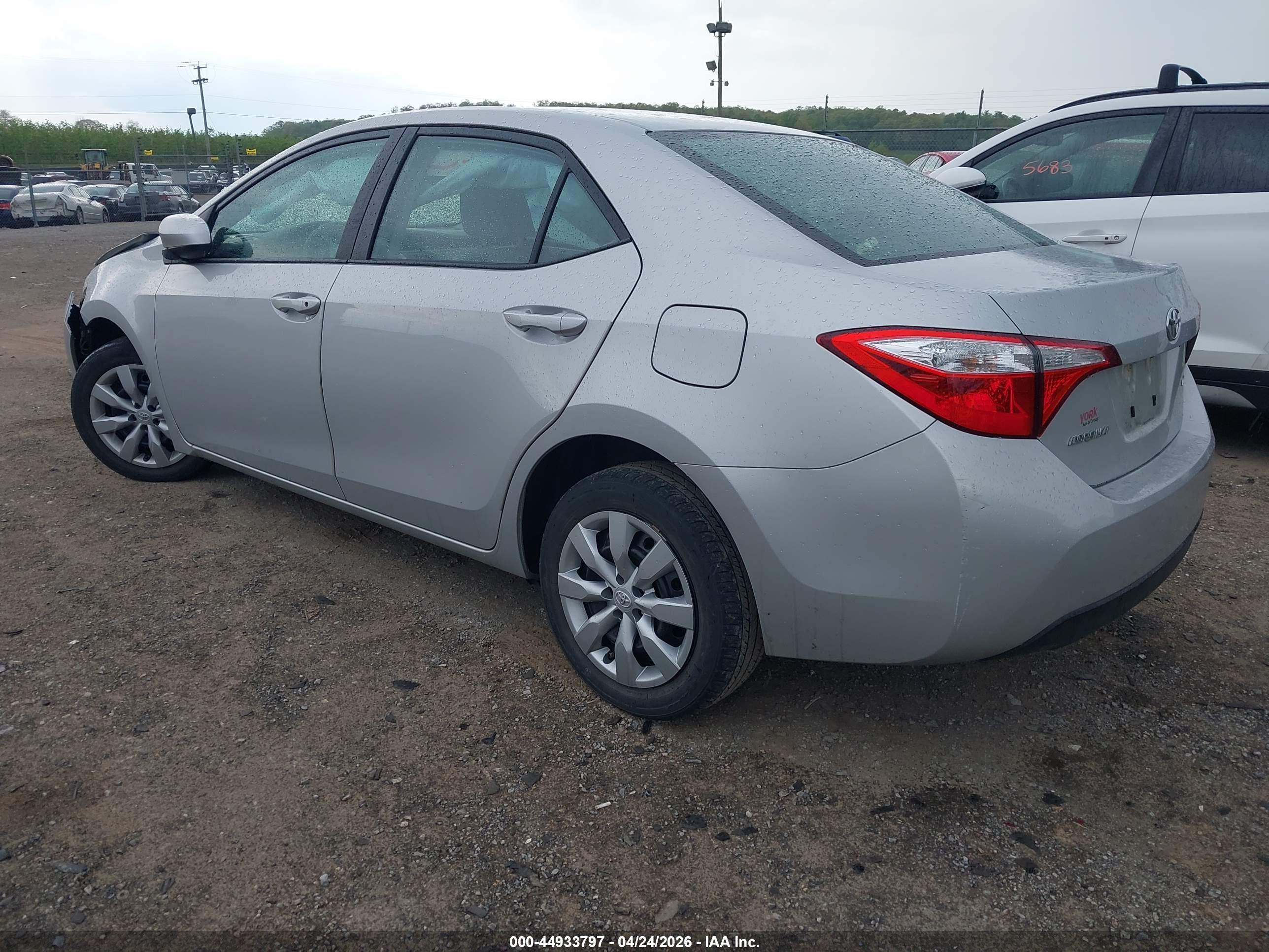 TOYOTA COROLLA image 3