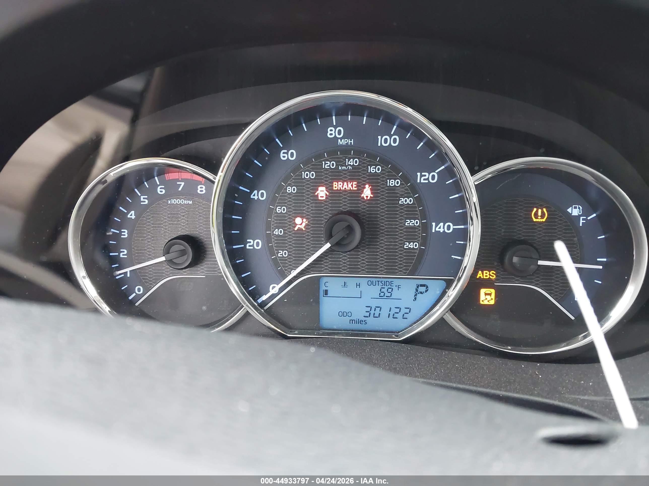 TOYOTA COROLLA image 7