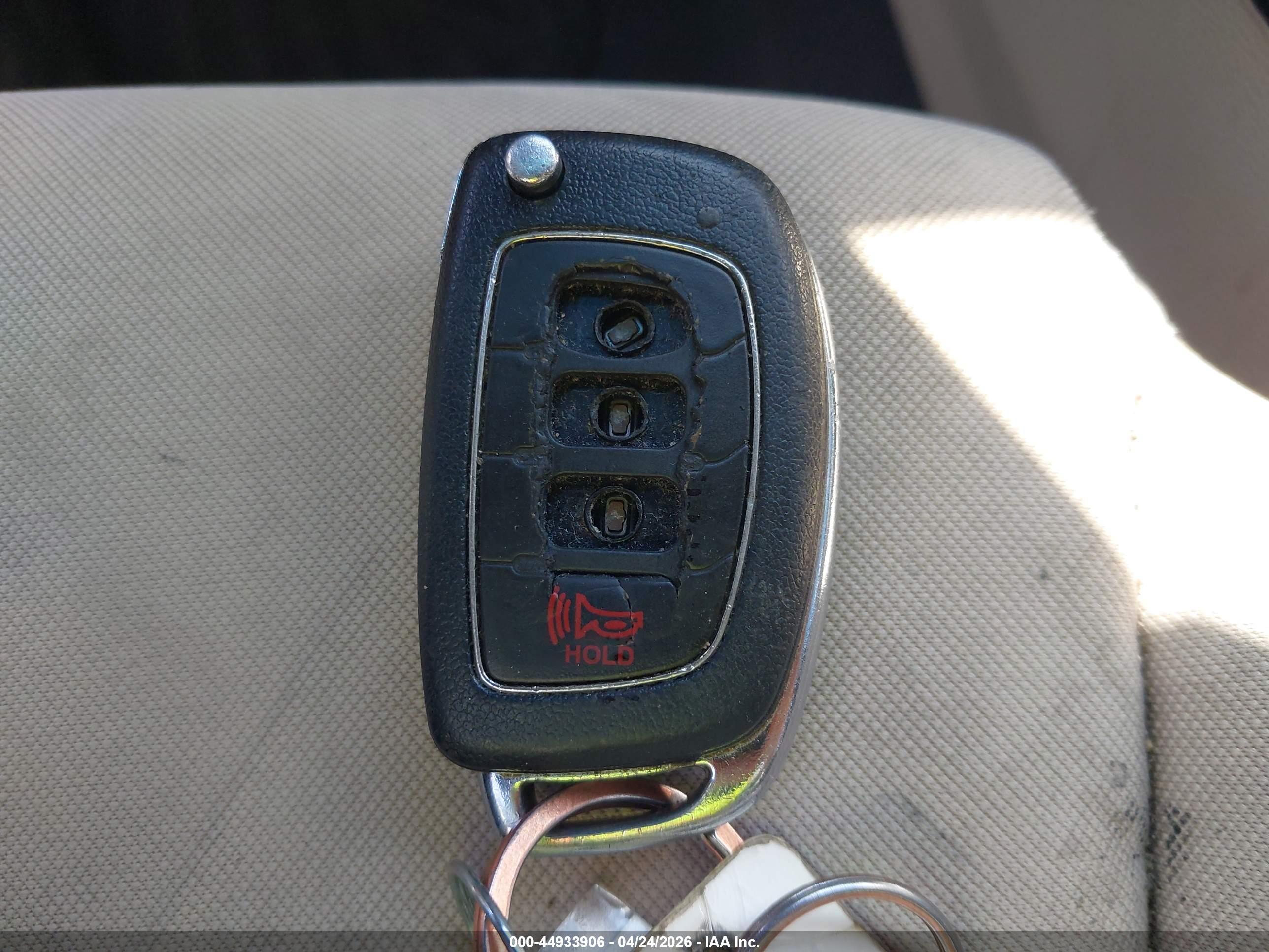 HYUNDAI SONATA image 11