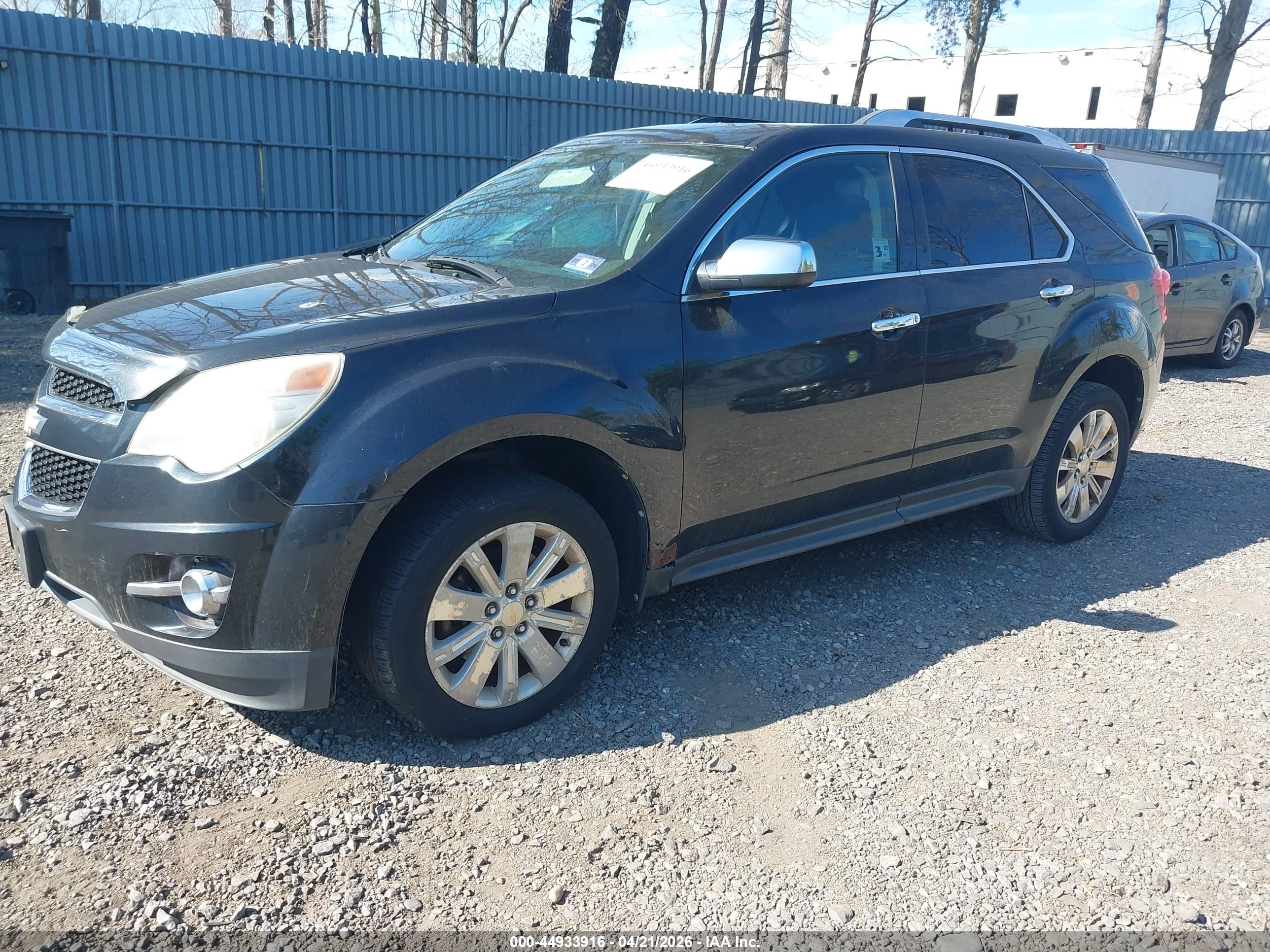CHEVROLET EQUINOX image 2