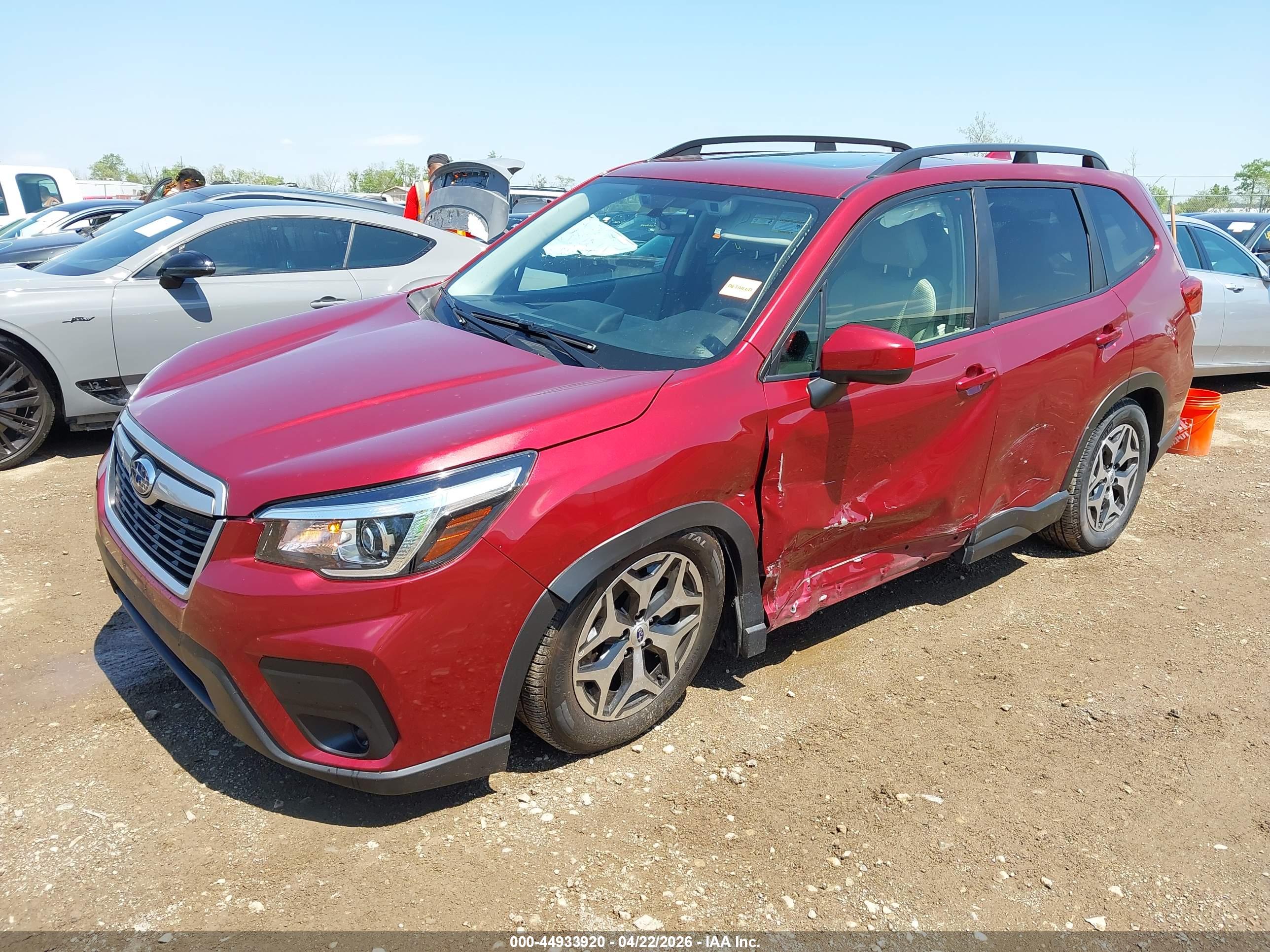 SUBARU FORESTER image 2