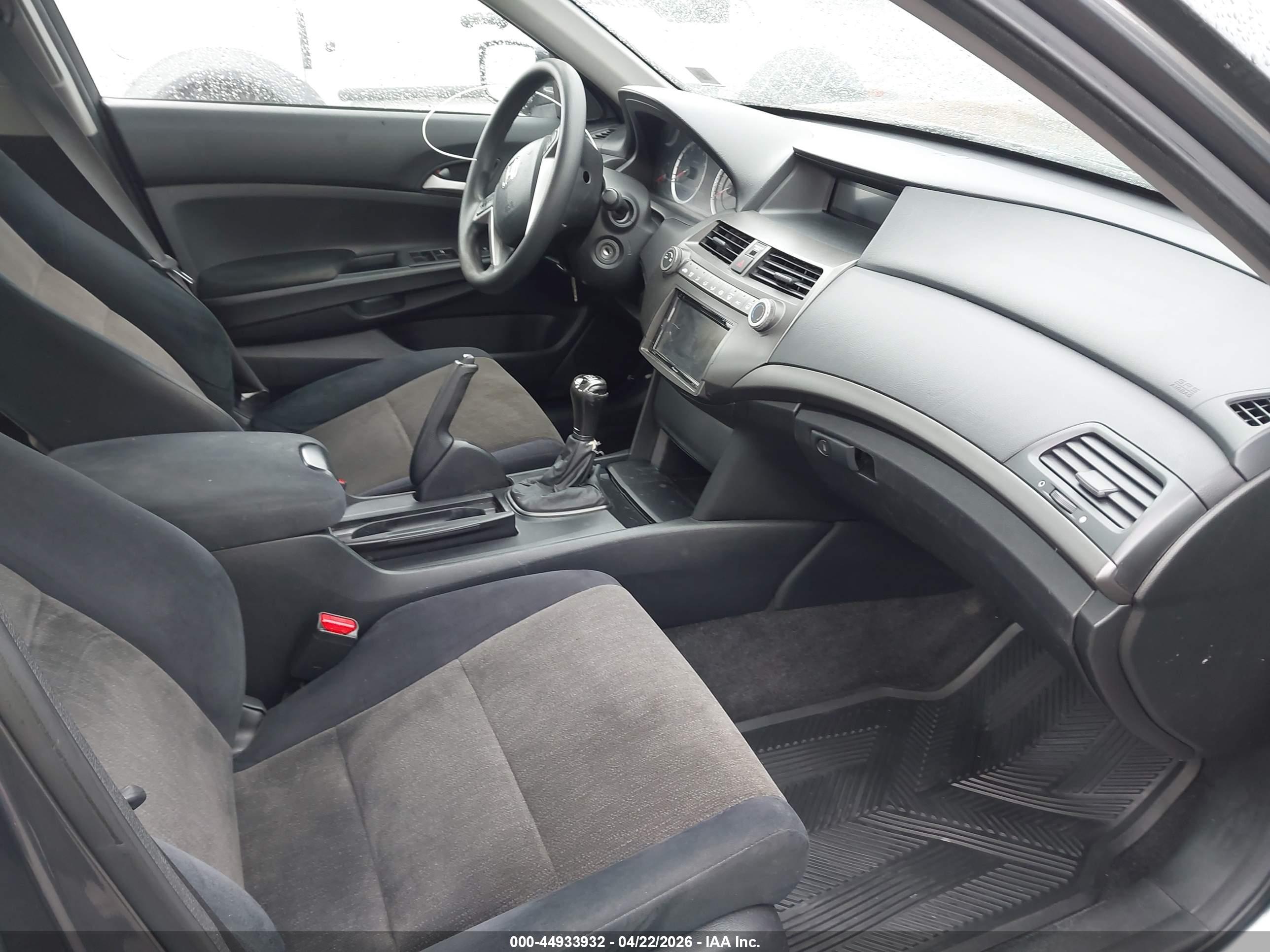 HONDA ACCORD image 5