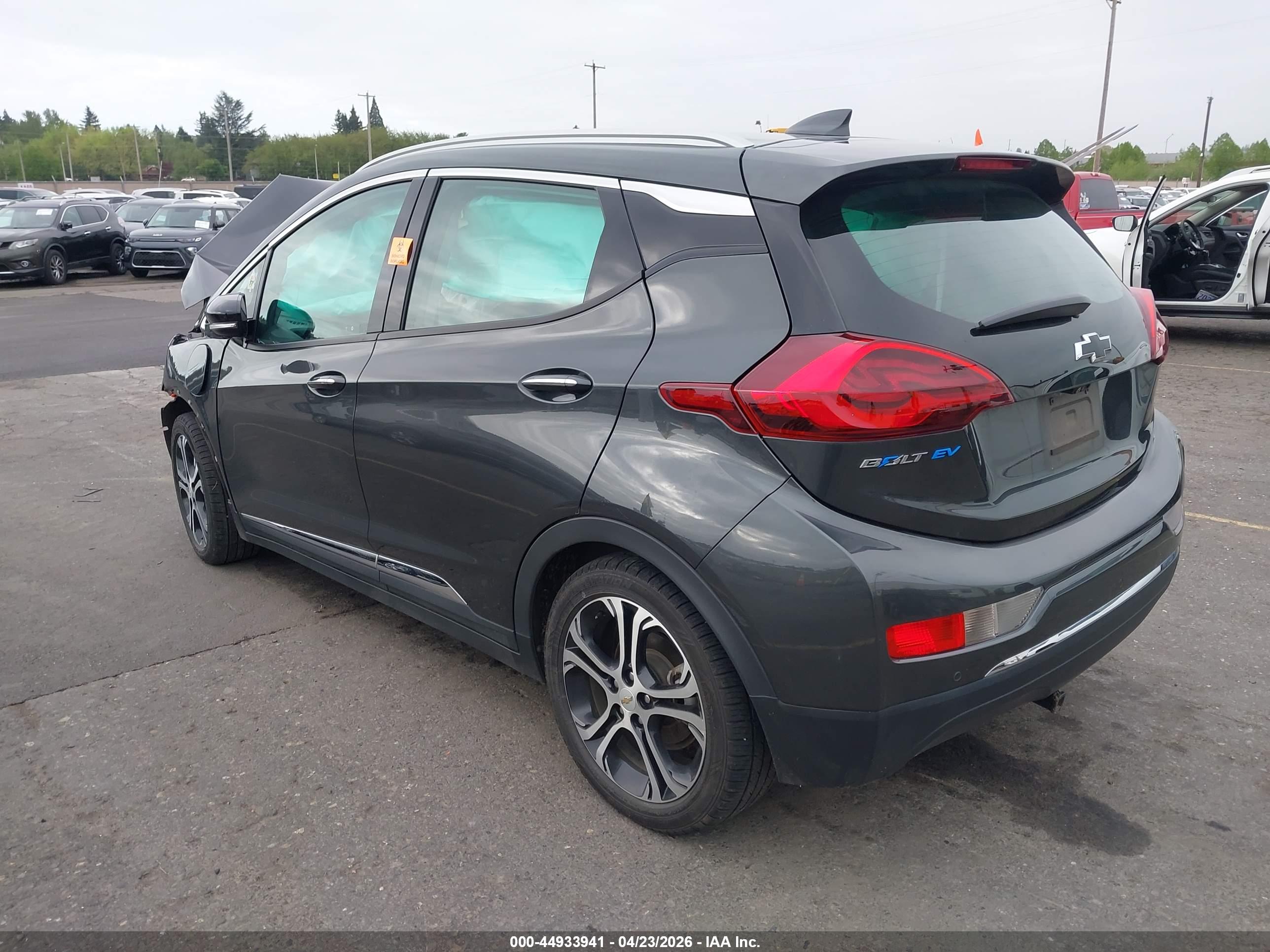 CHEVROLET BOLT image 3