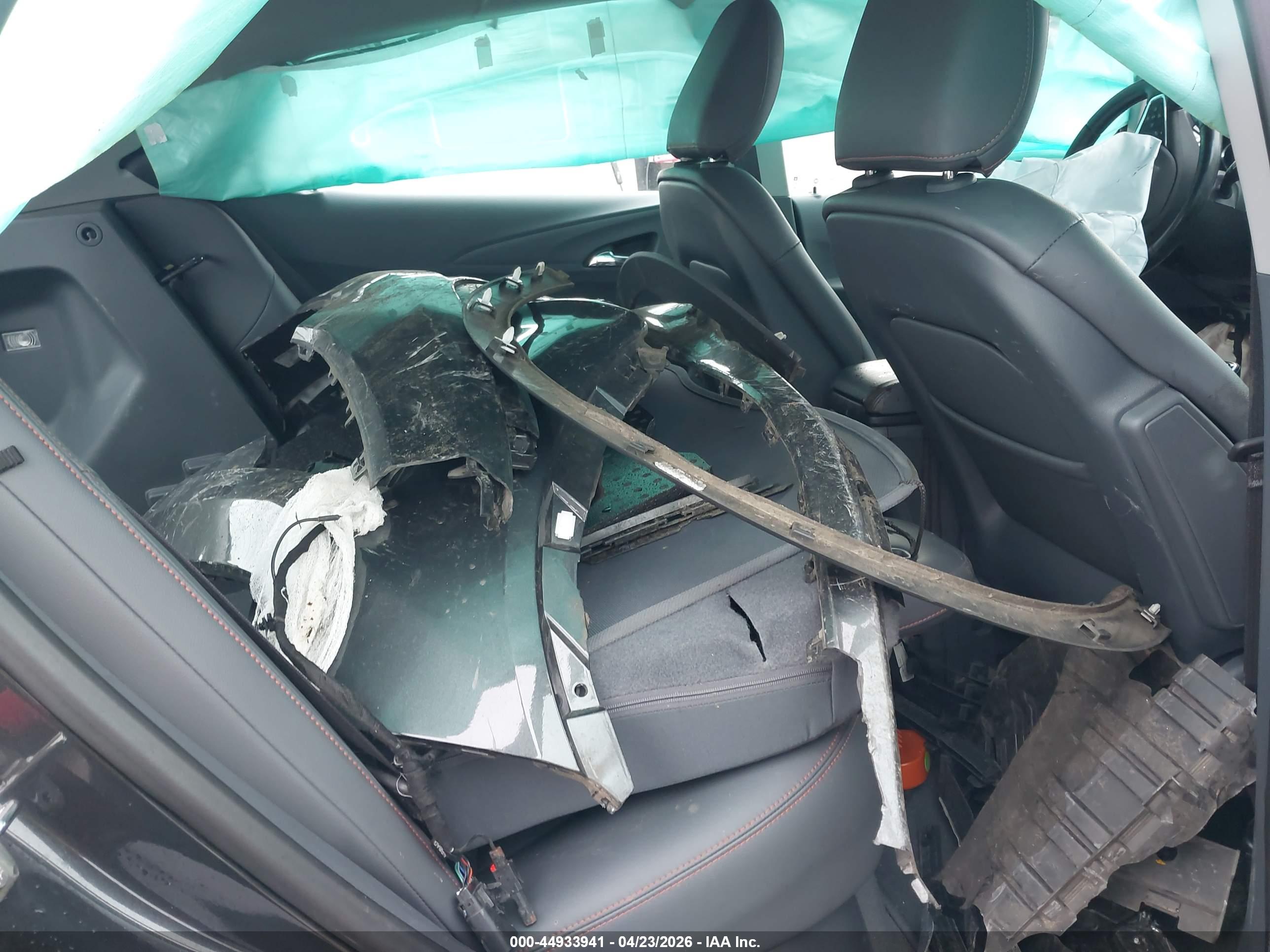 CHEVROLET BOLT image 8