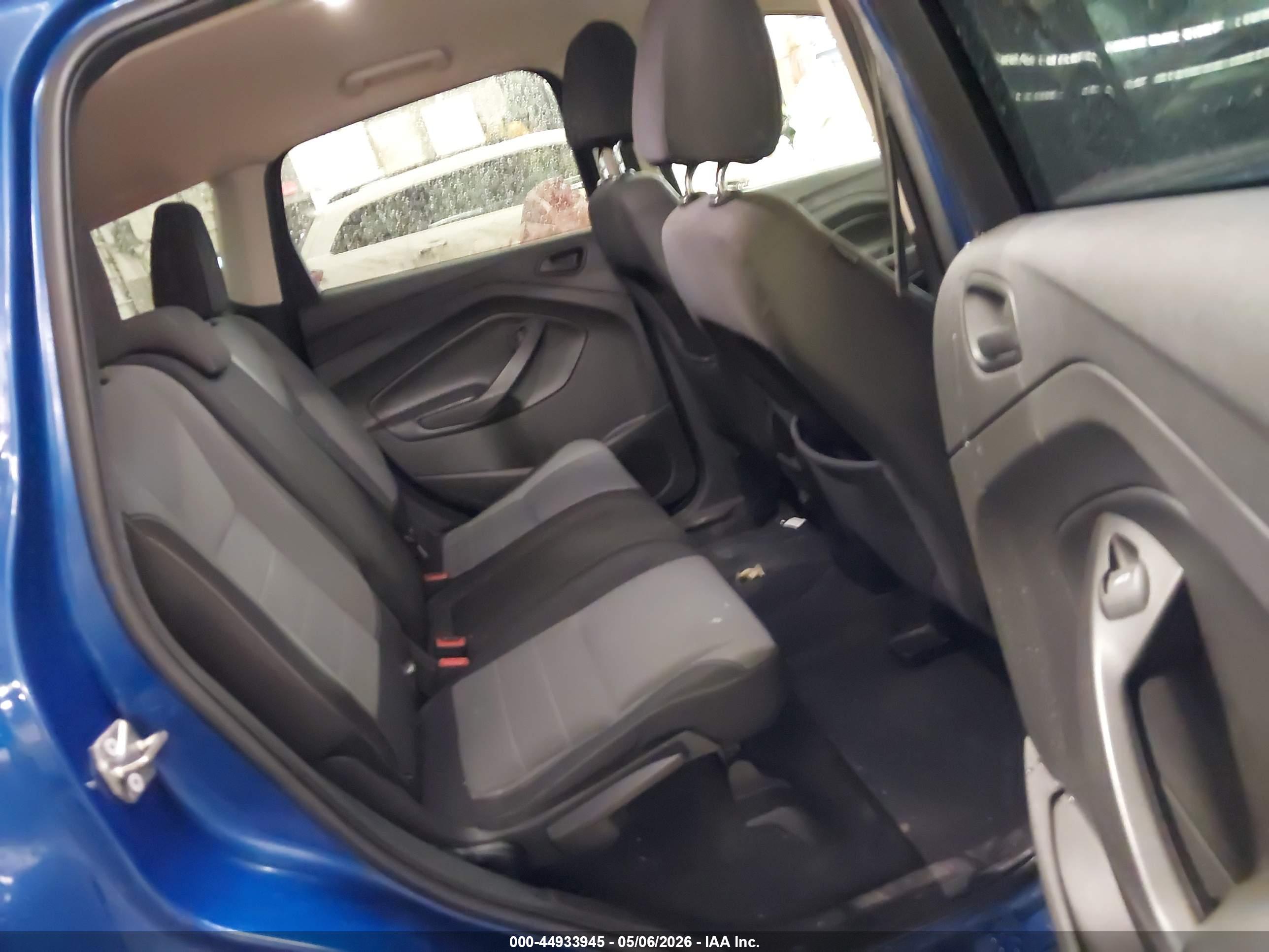 FORD ESCAPE image 8