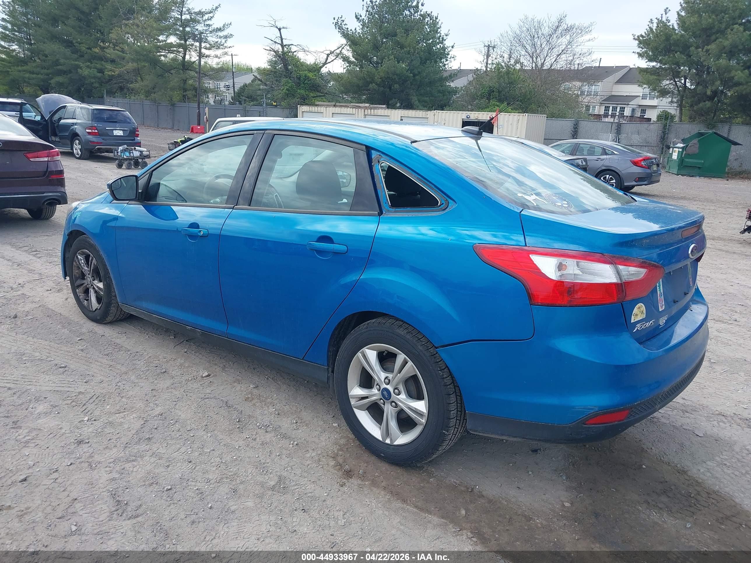FORD FOCUS image 3