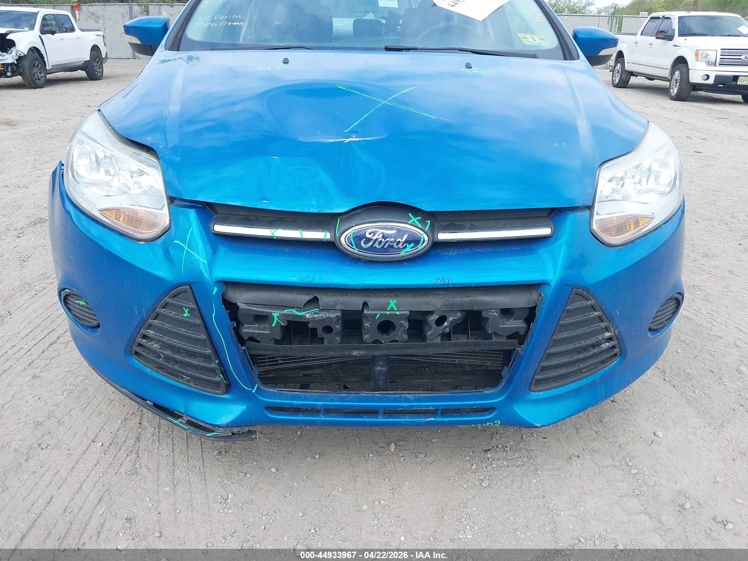 FORD FOCUS image 6