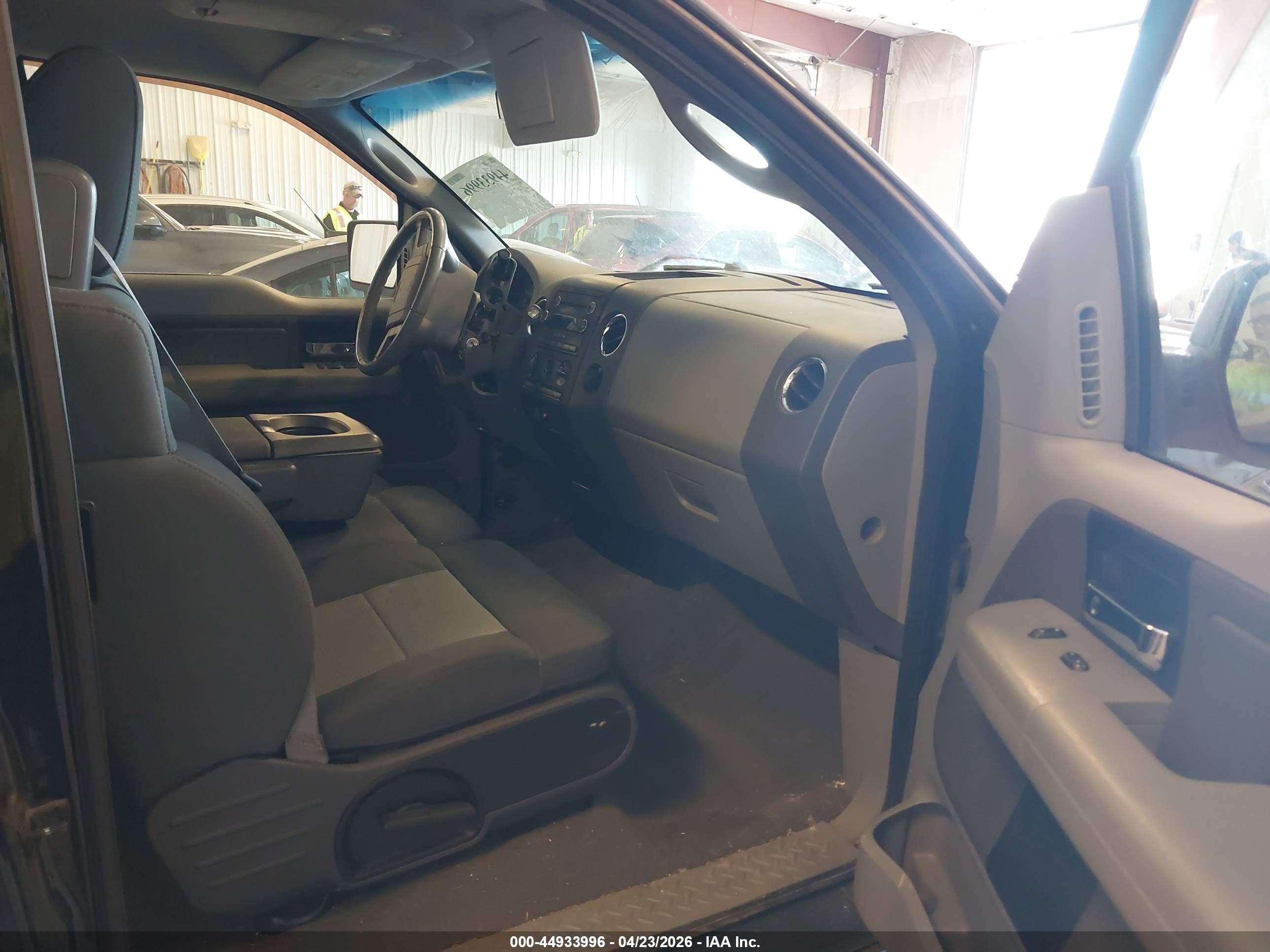 FORD F-150 image 5