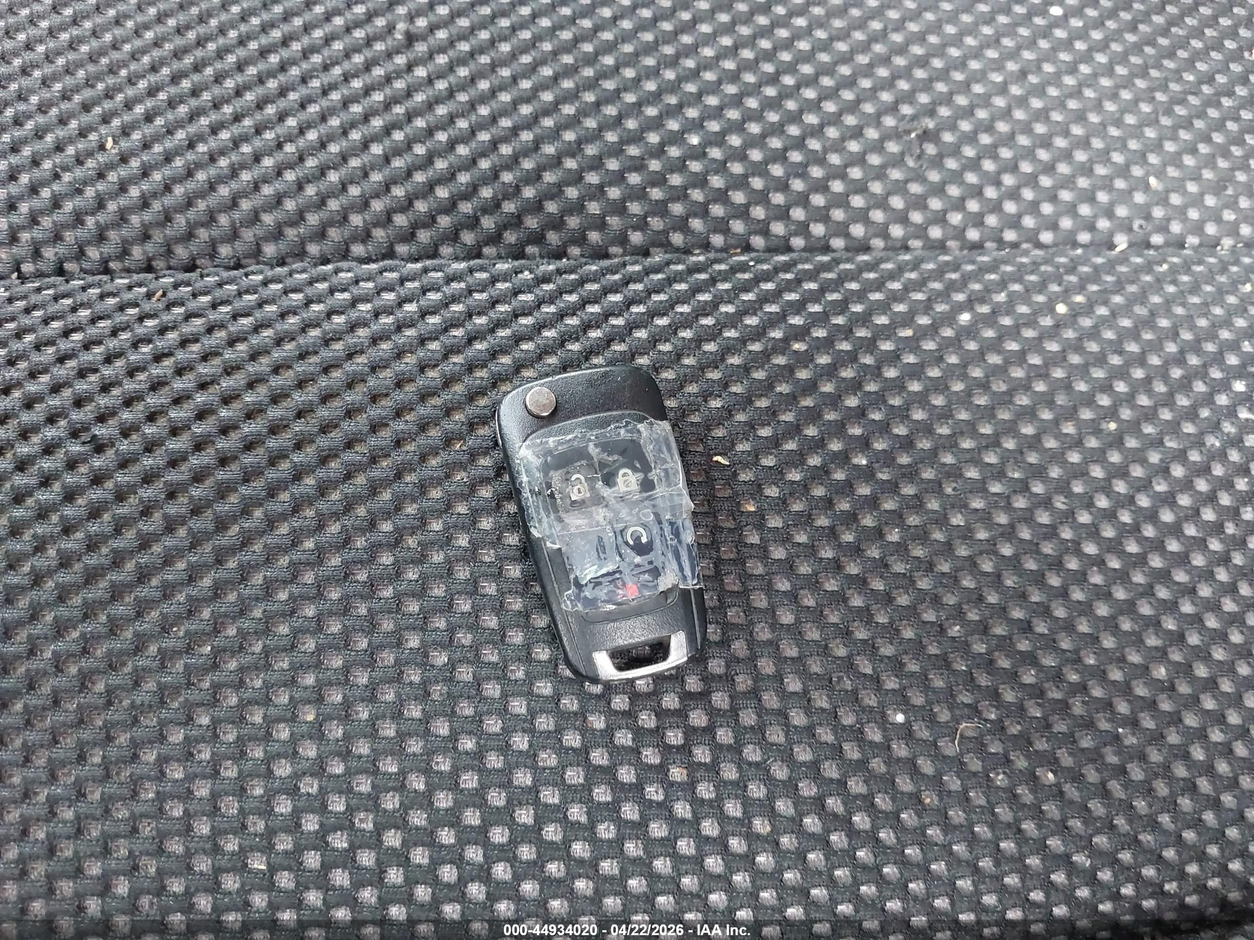 CHEVROLET EQUINOX image 11