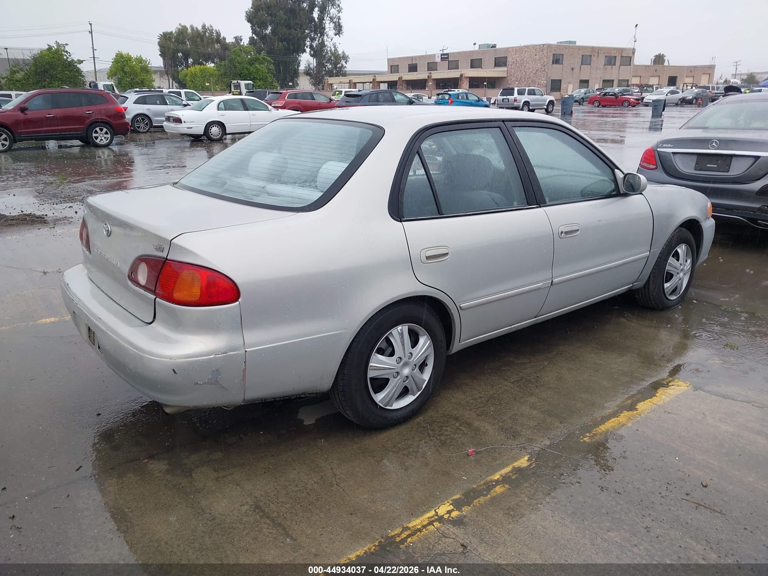 TOYOTA COROLLA image 4