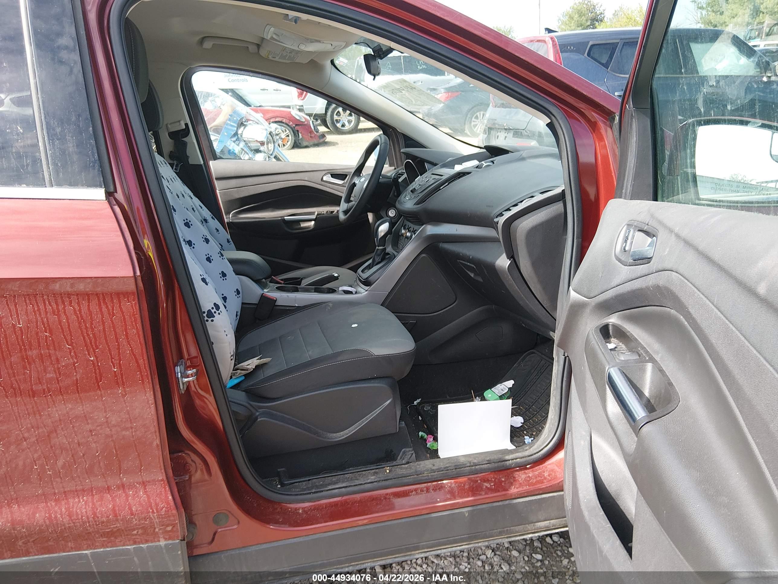 FORD ESCAPE image 5