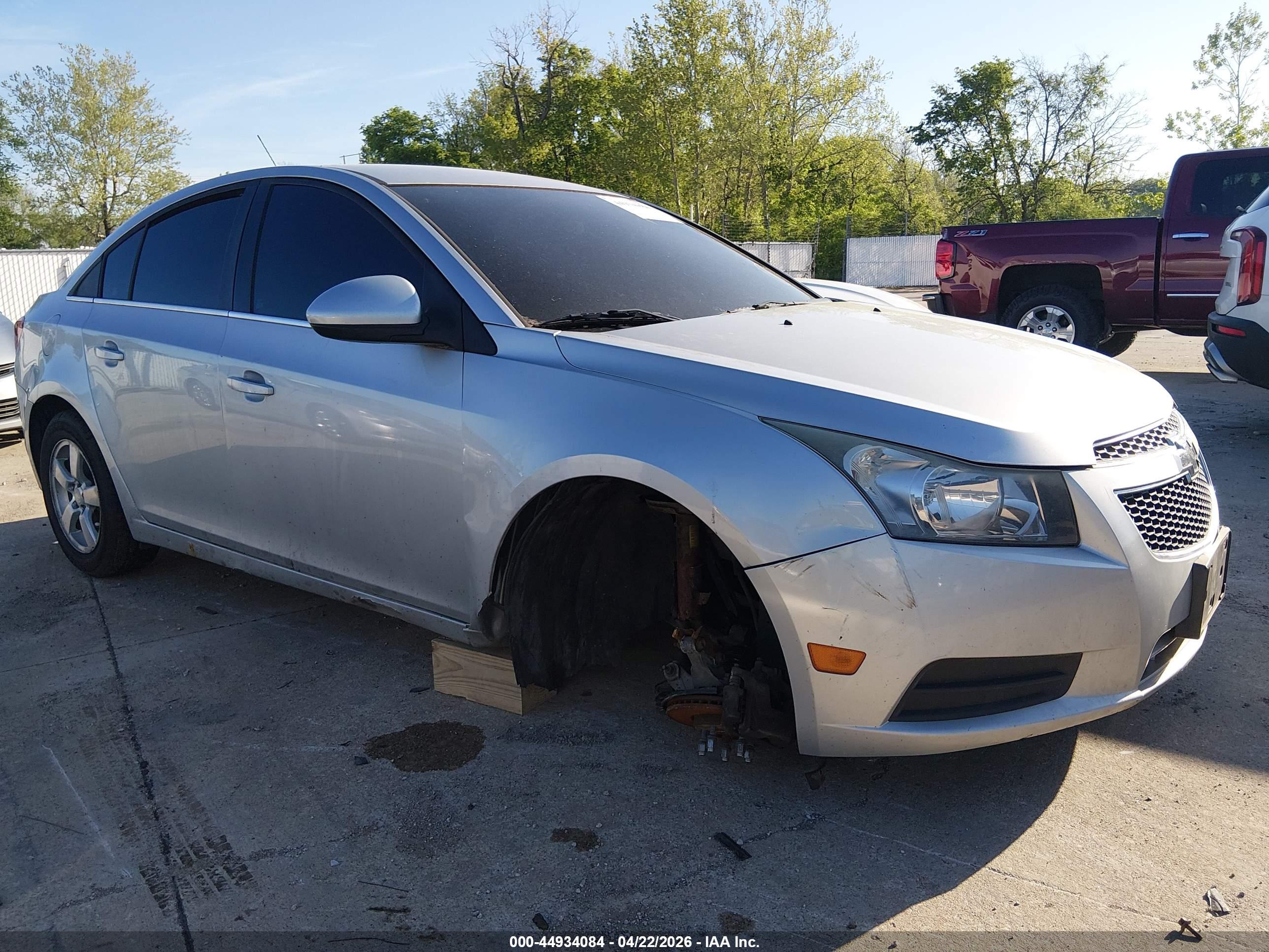 CHEVROLET CRUZE image 6