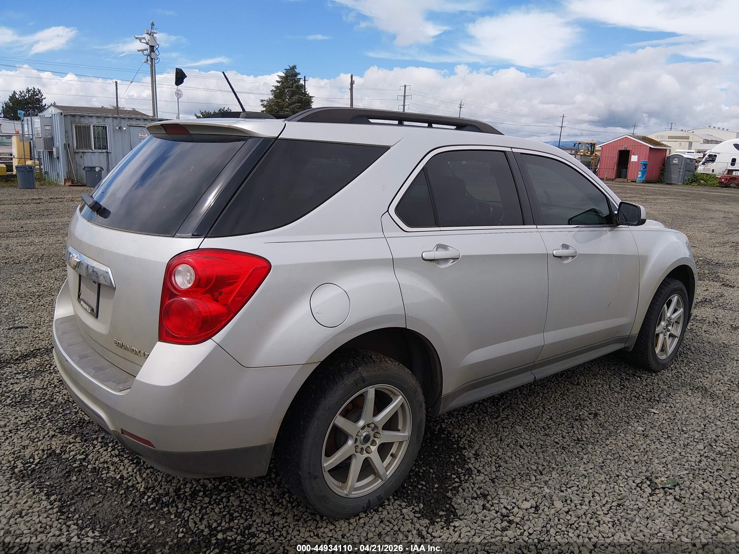 CHEVROLET EQUINOX image 4