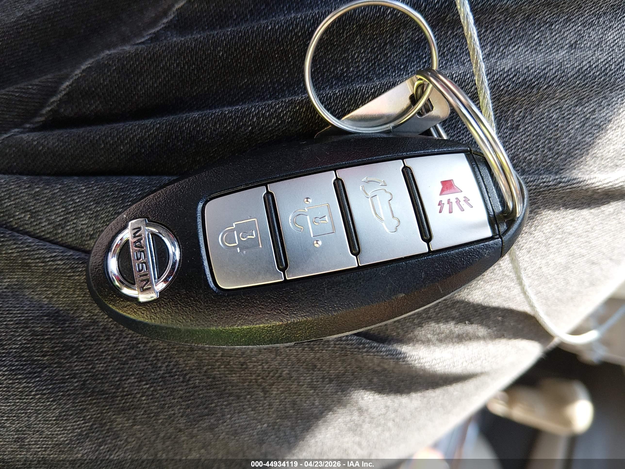 NISSAN MURANO image 11