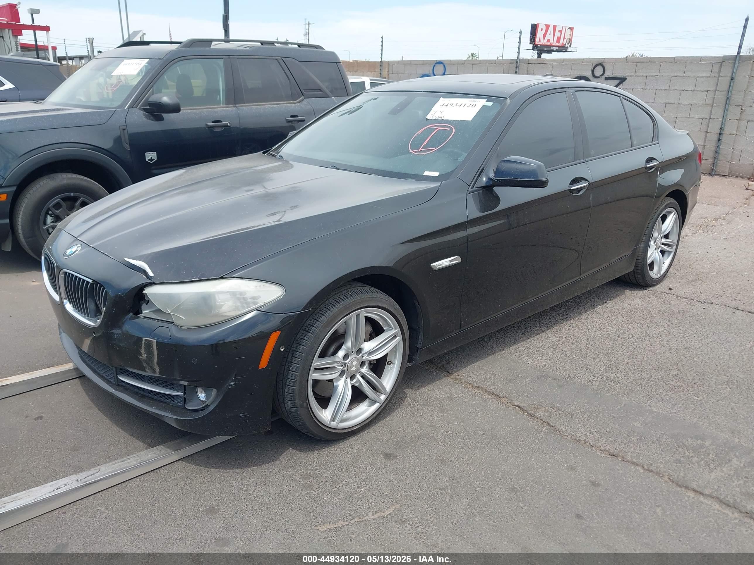 BMW 535I image 2