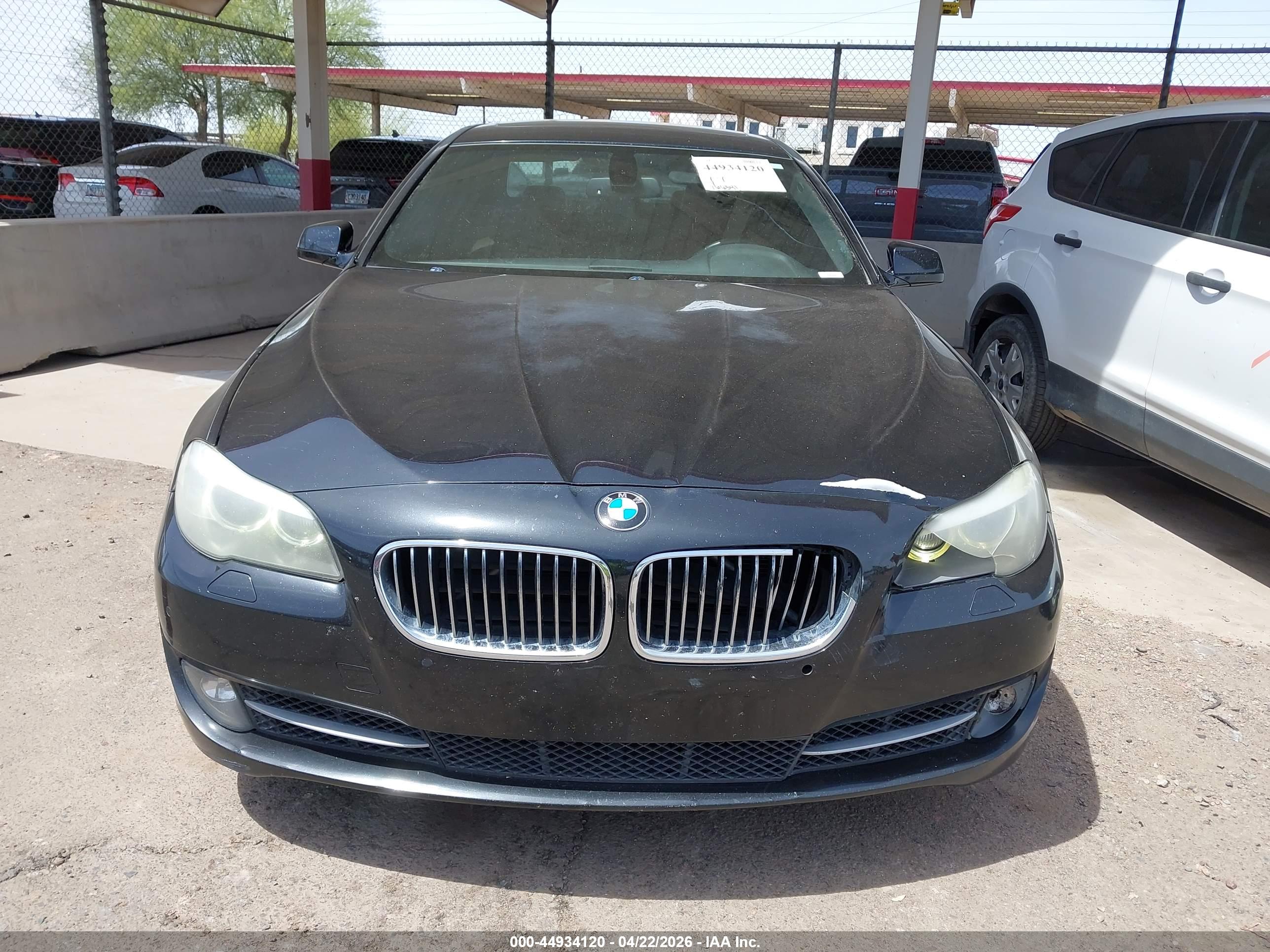 BMW 535I image 6