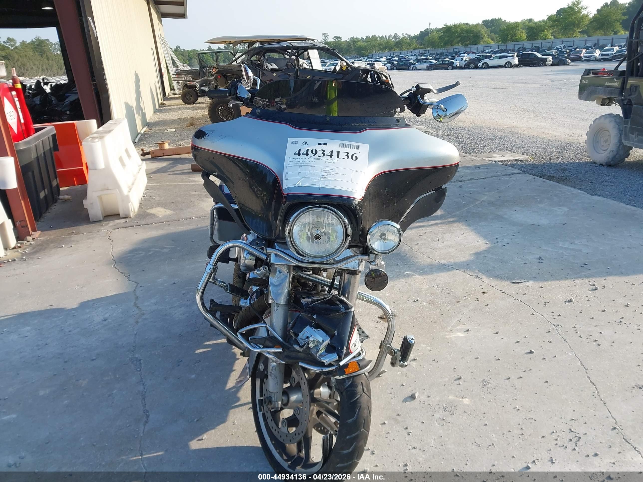 HARLEY-DAVIDSON FLHTCU image 5