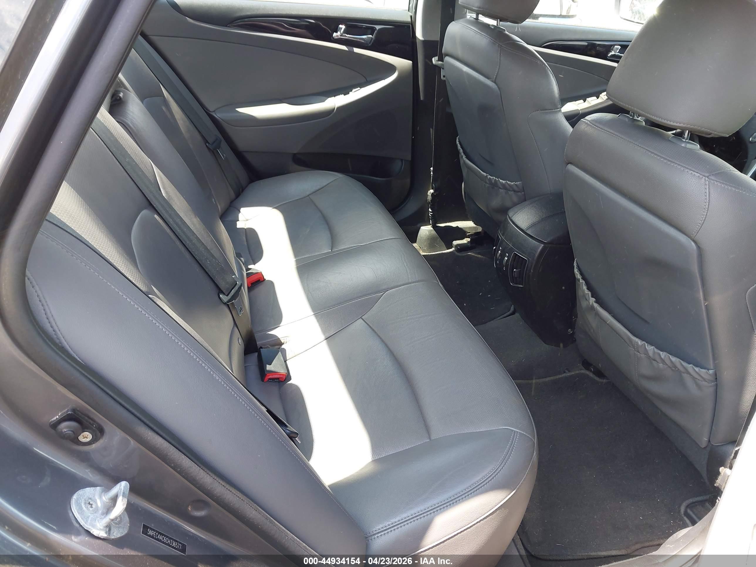 HYUNDAI SONATA image 8